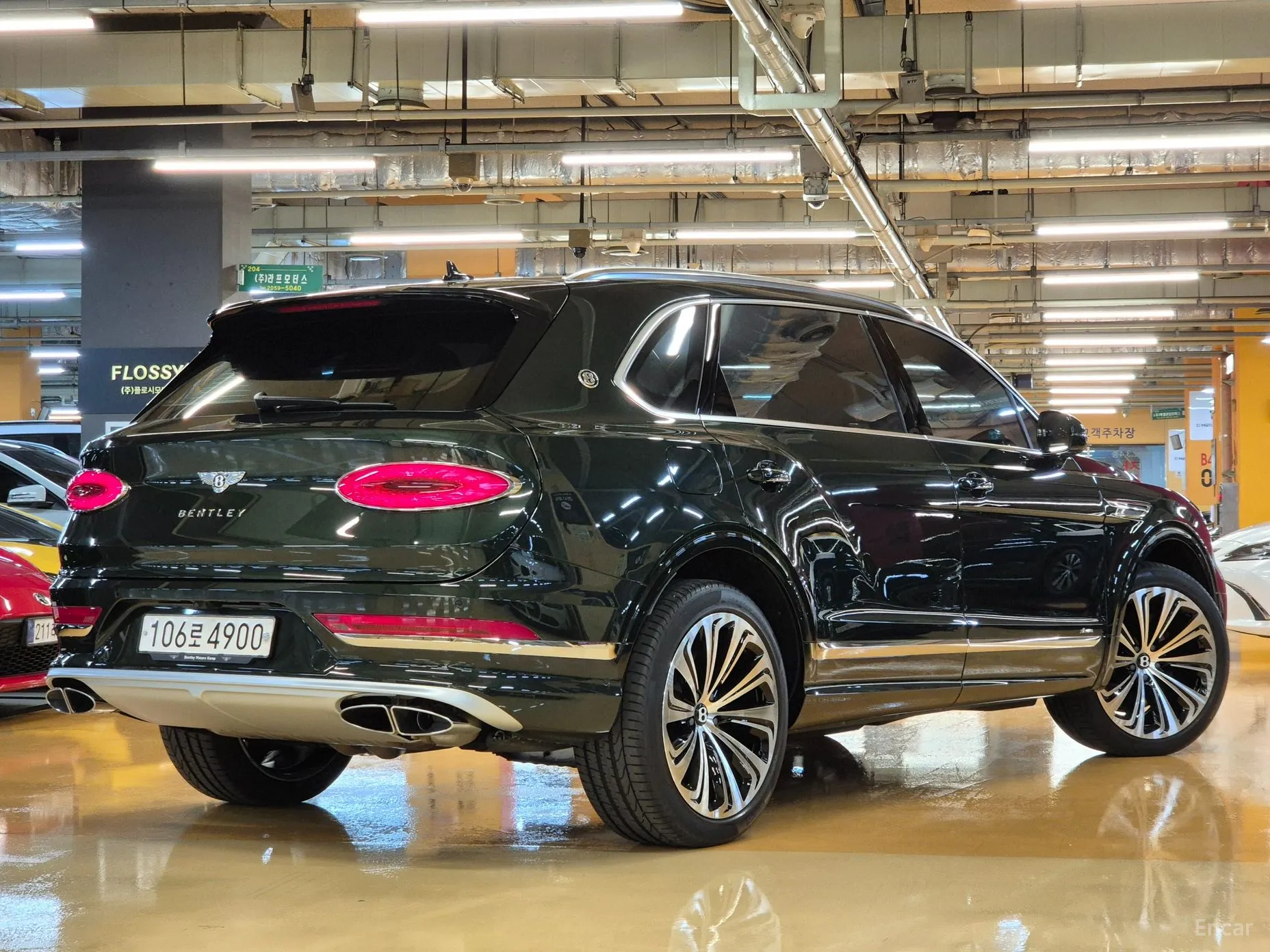 Bentley Bentayga превью 5