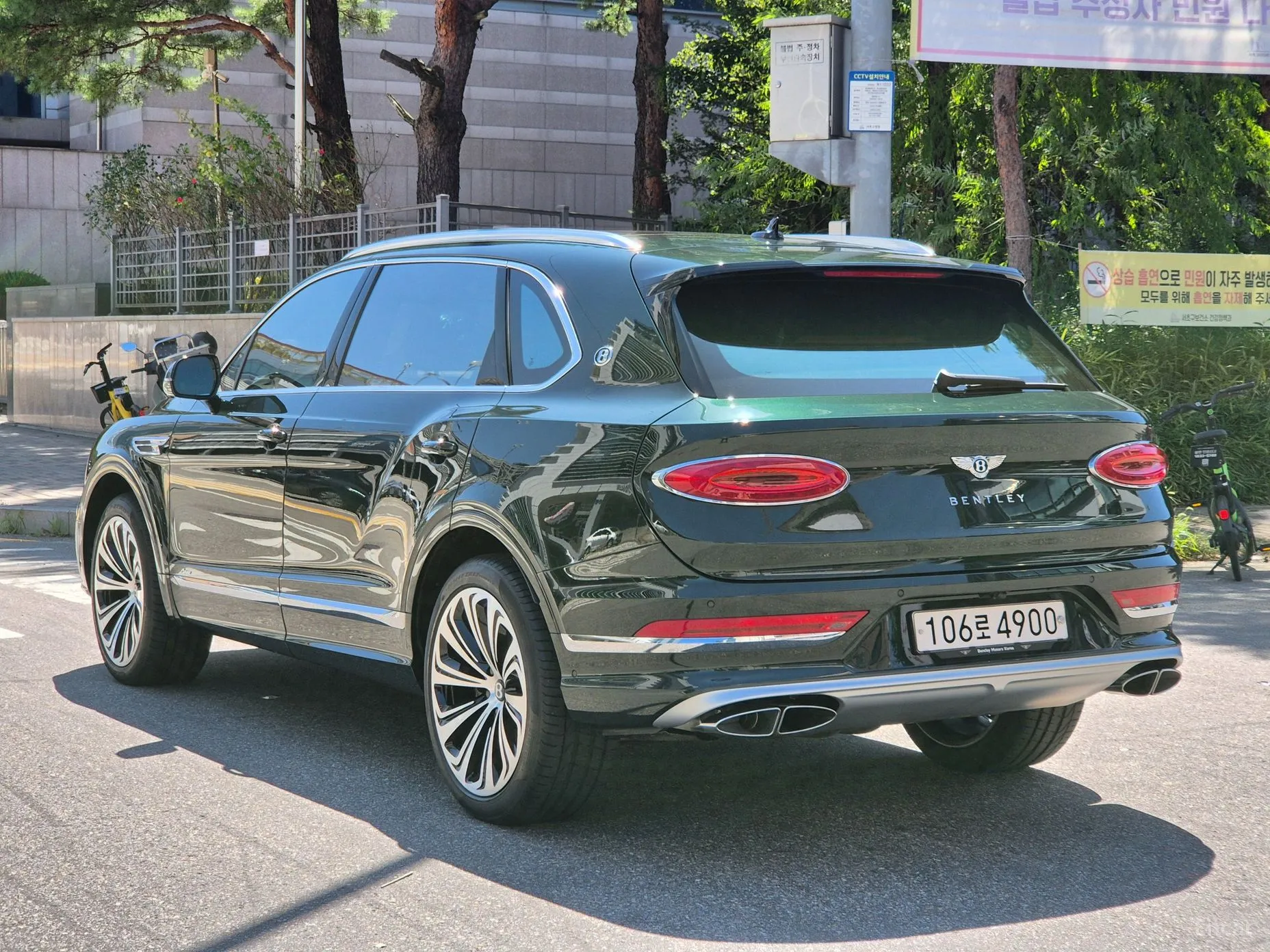 Bentley Bentayga превью 7