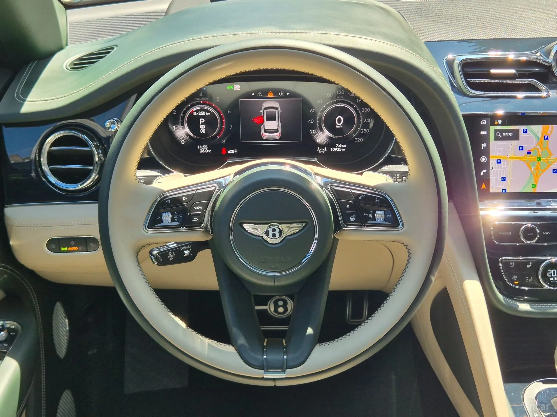 Bentley Bentayga превью 9