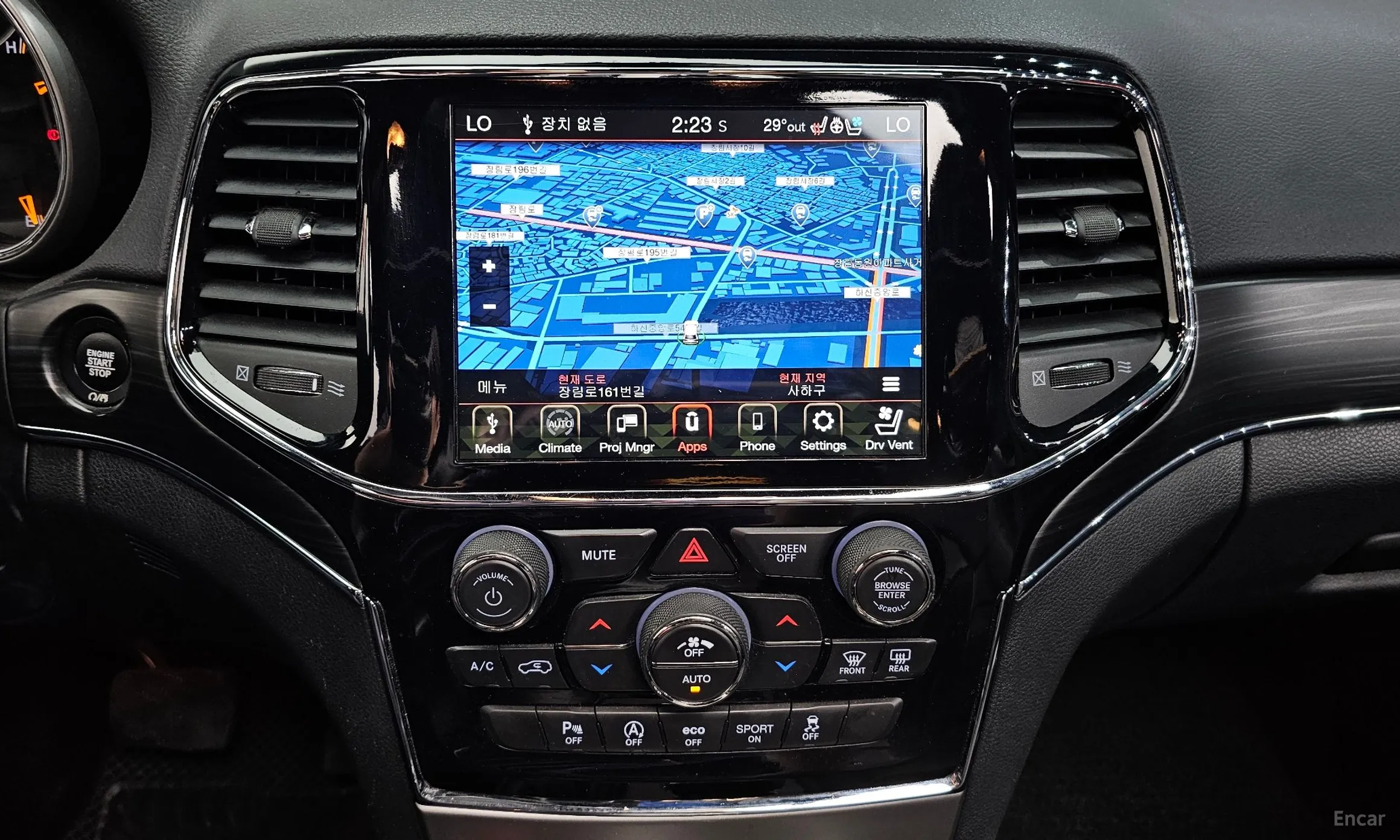 Jeep Grand Cherokee превью 14