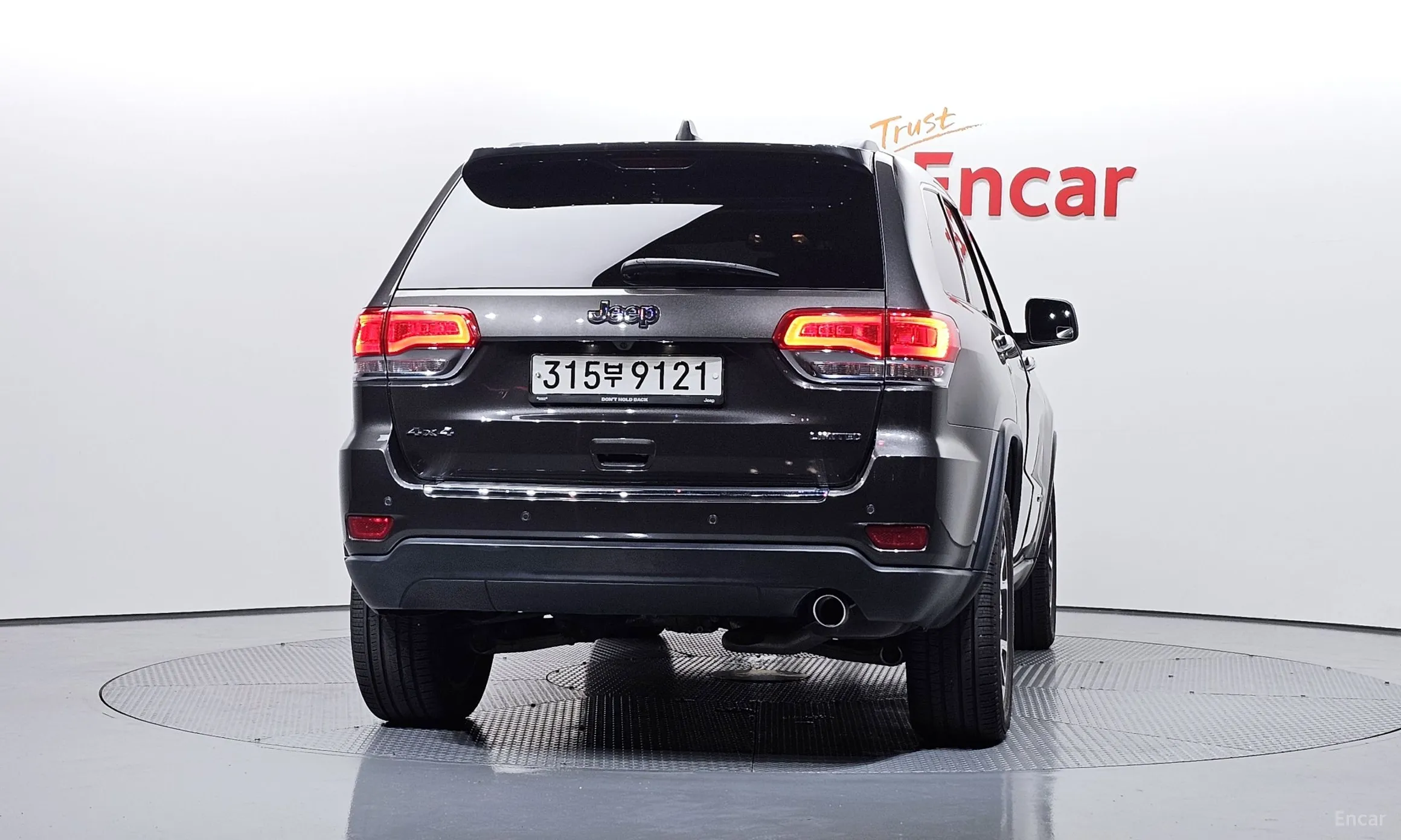 Jeep Grand Cherokee превью 4