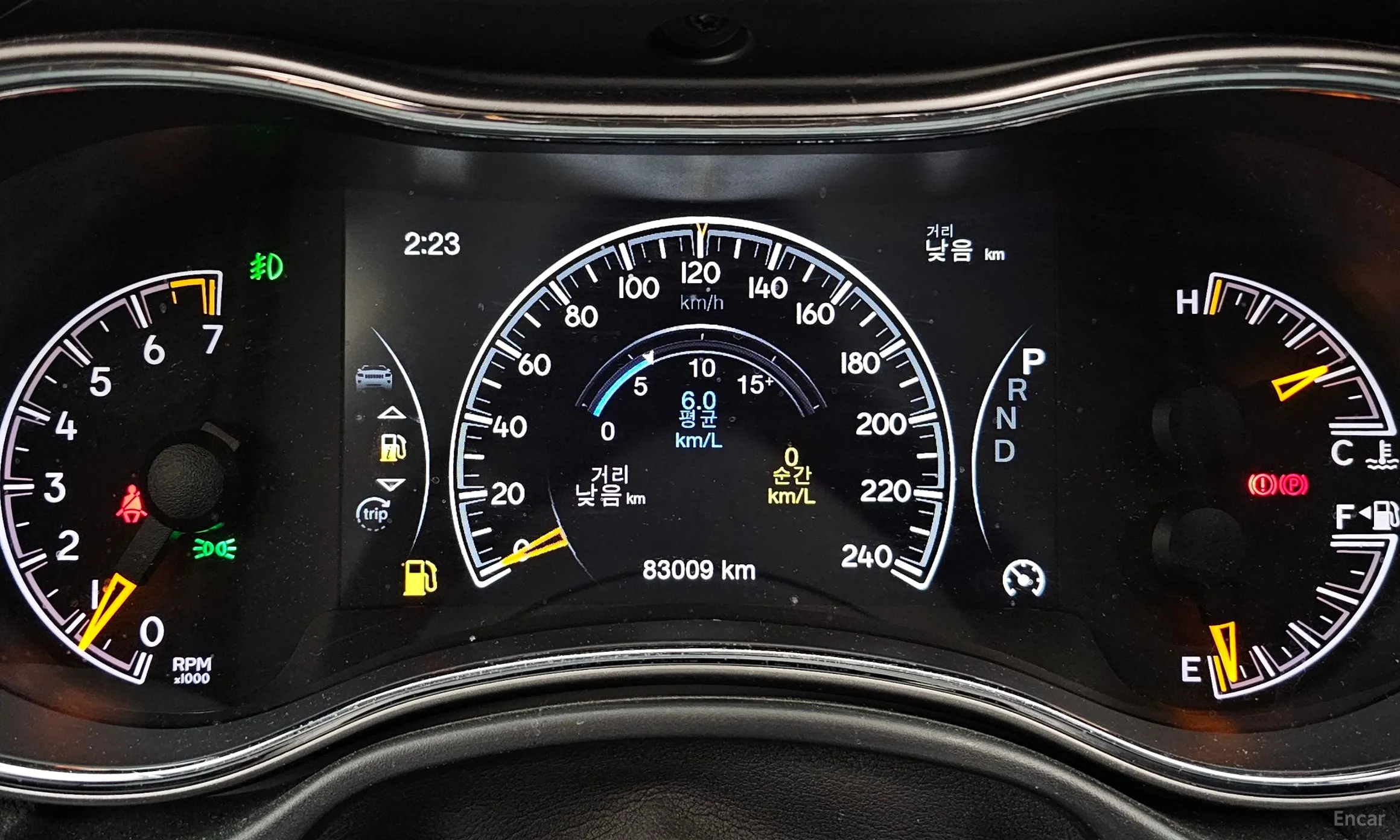 Jeep Grand Cherokee превью 8