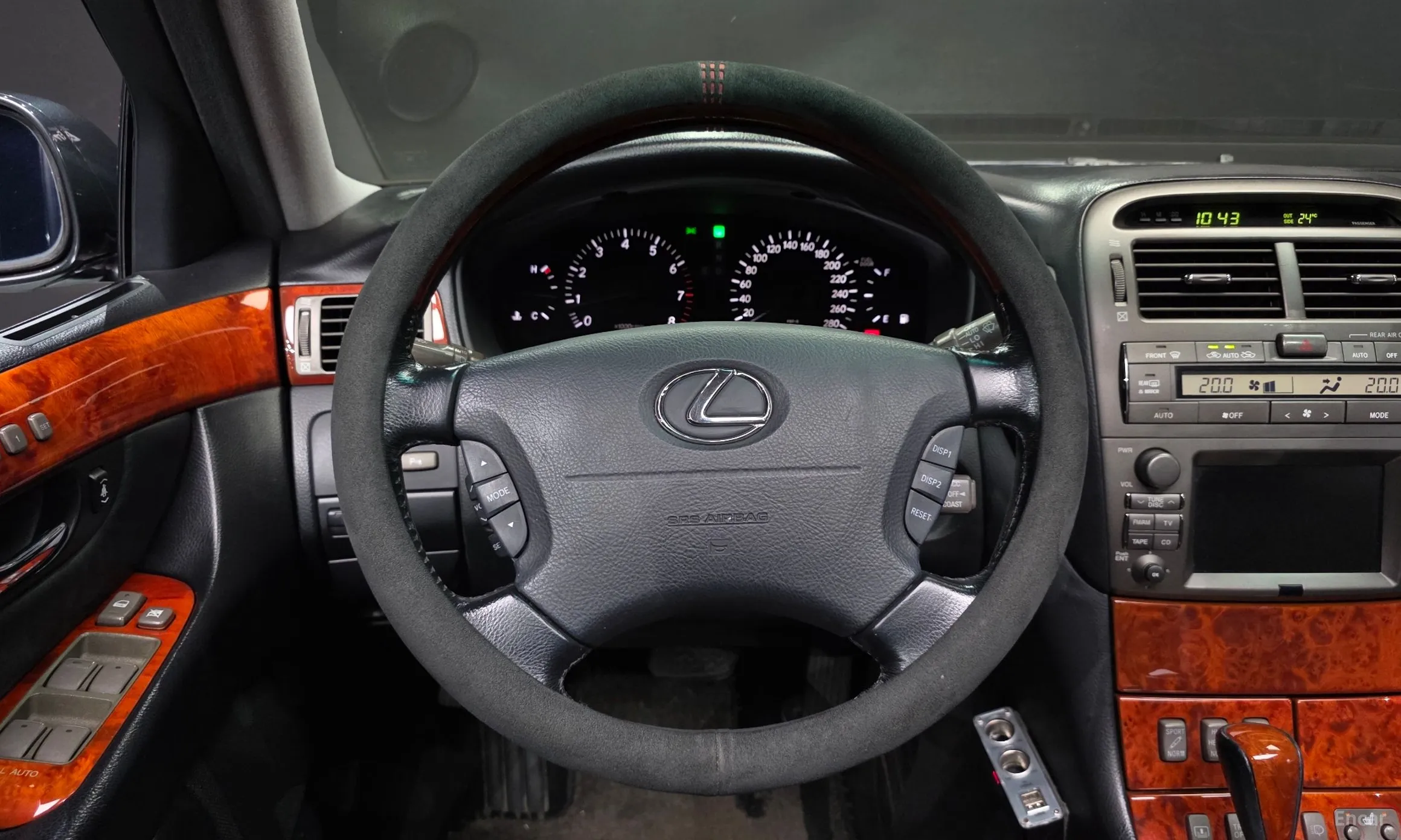 Lexus LS430 превью 12