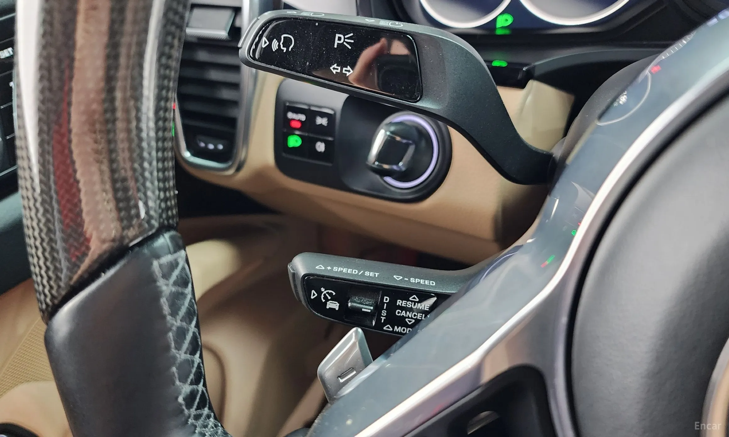 Porsche Cayenne (PO536) превью 15