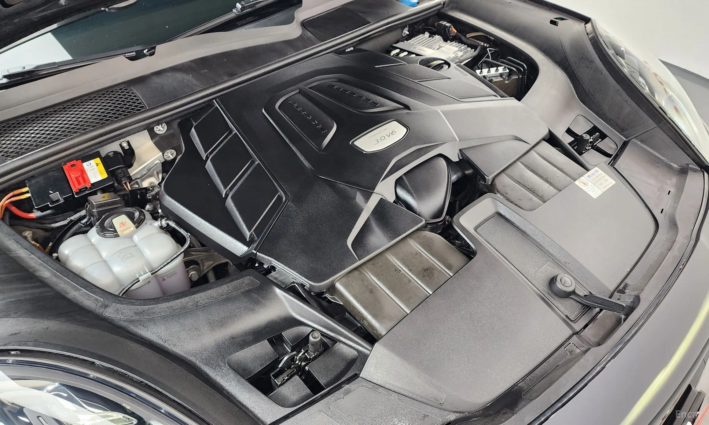 Porsche Cayenne (PO536) превью 6