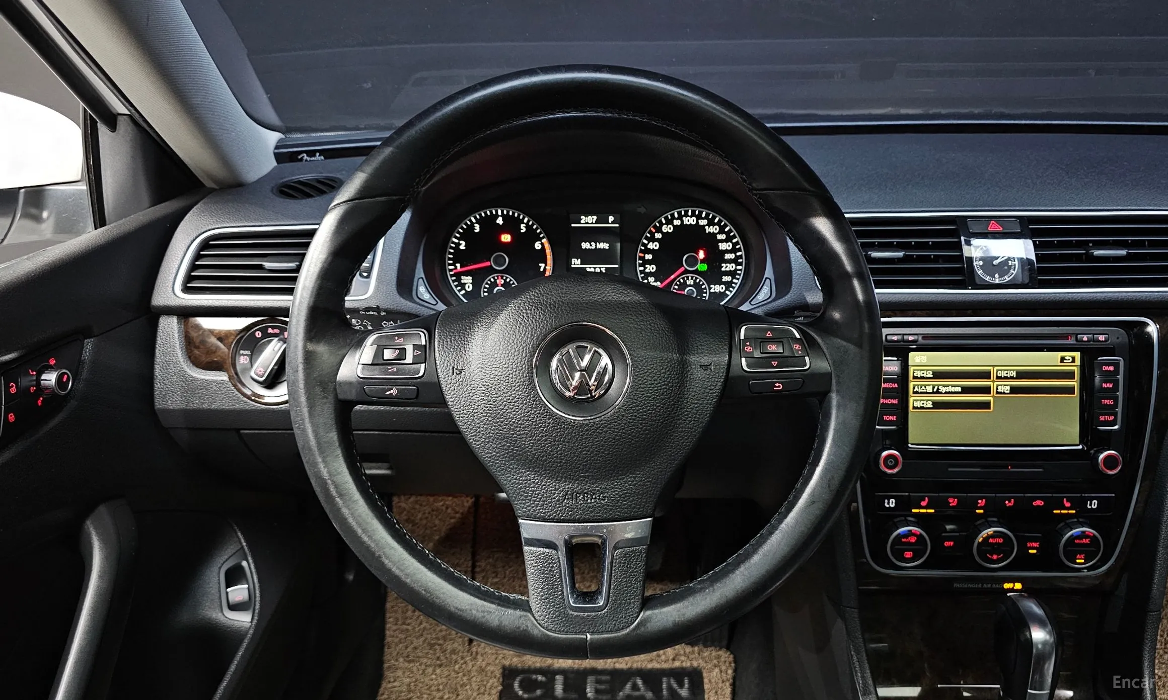 Volkswagen The New Passat превью 13