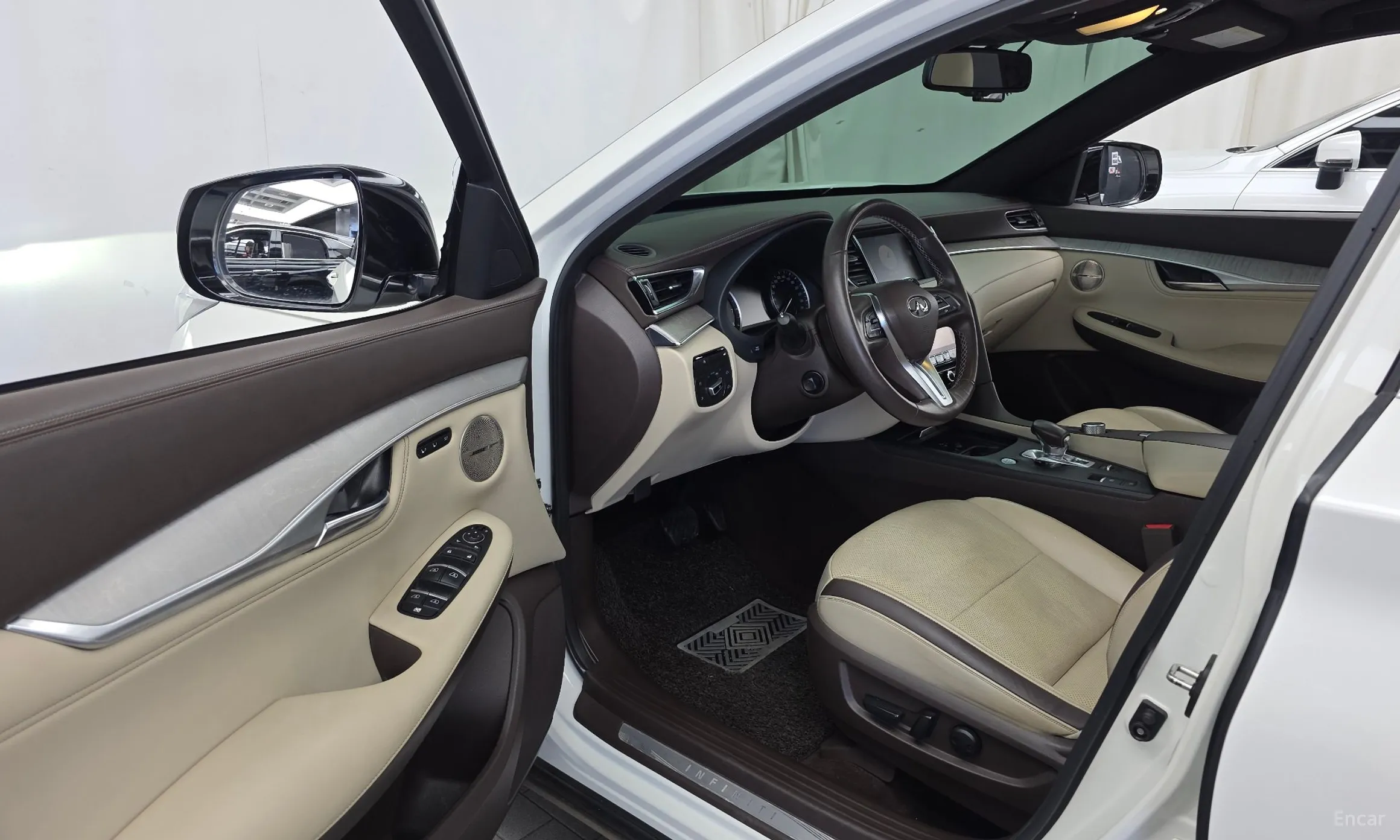 Infiniti QX50 (P71A) превью 10