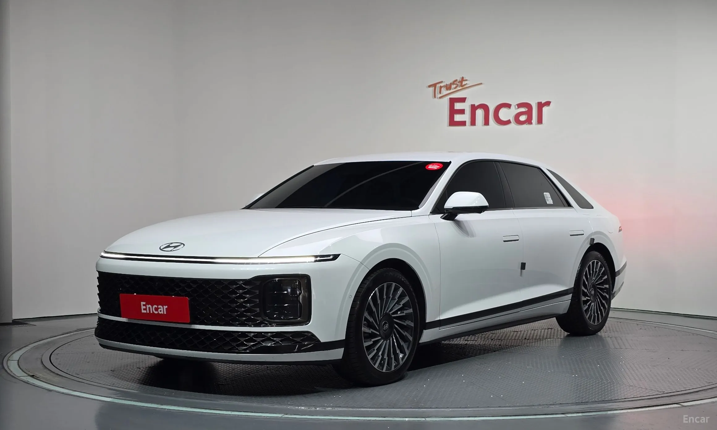 Hyundai Grandeur Hybrid (GN7)