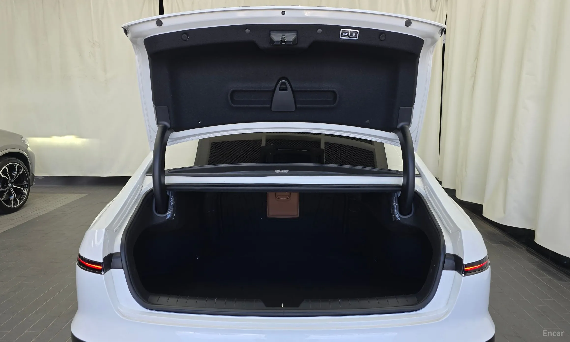 Hyundai Grandeur Hybrid (GN7) превью 20