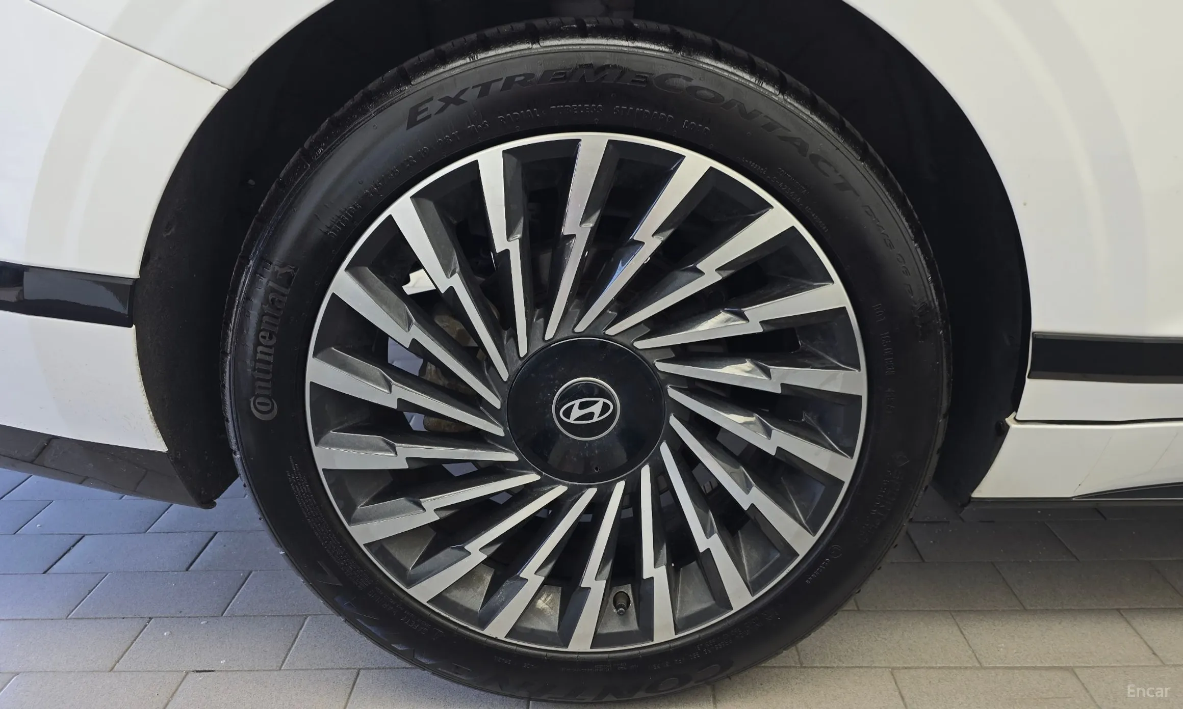 Hyundai Grandeur Hybrid (GN7) превью 5