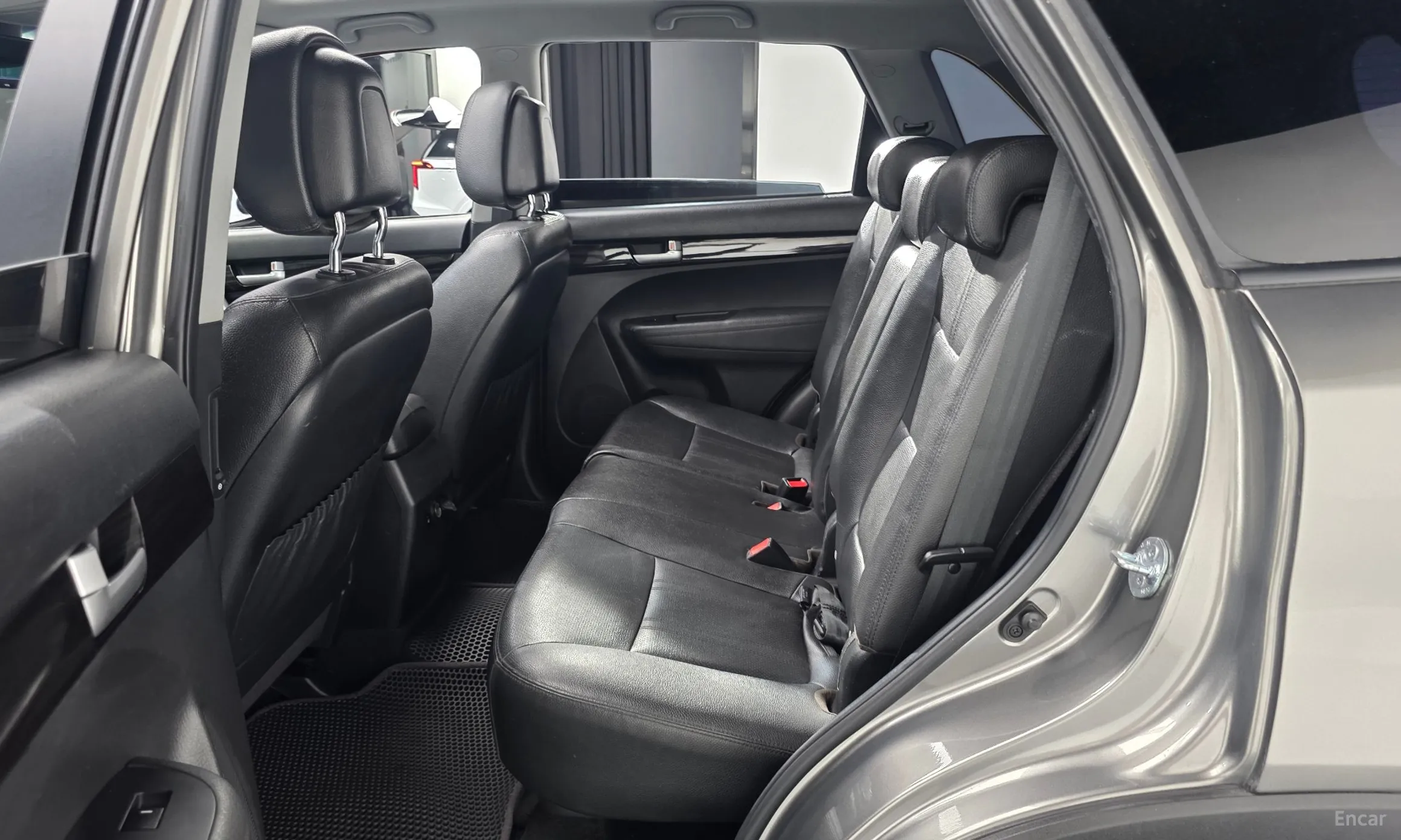 Kia Sorrento R превью 12