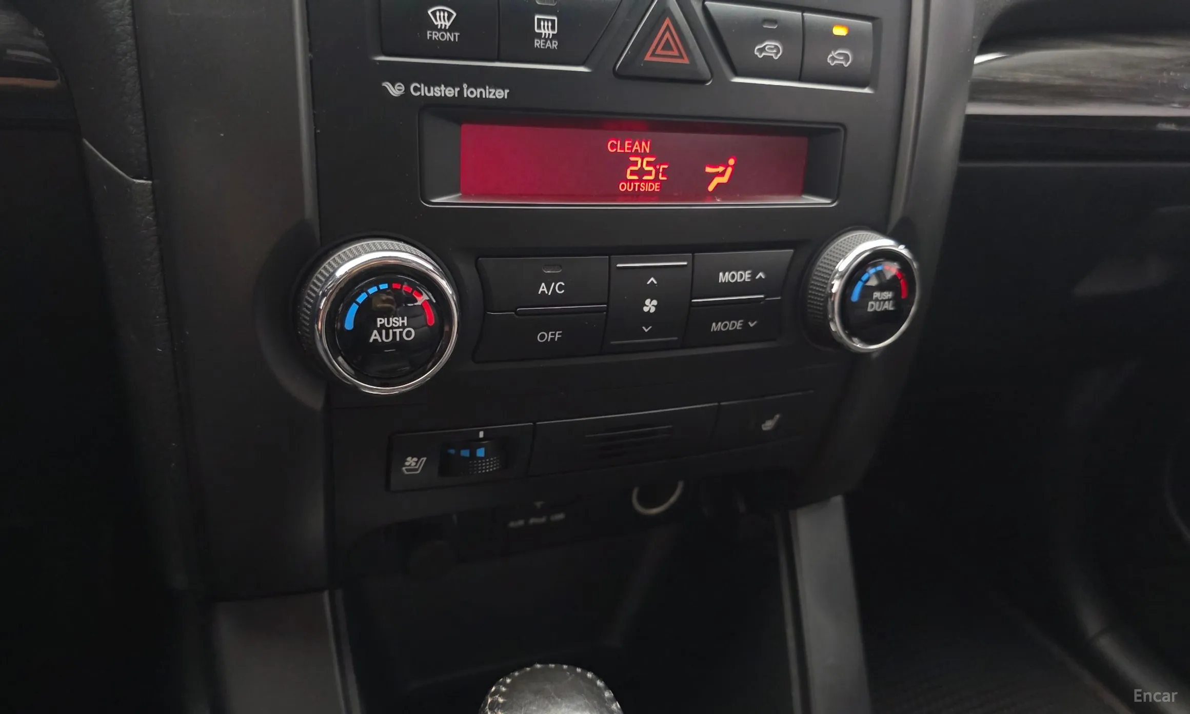 Kia Sorrento R превью 19