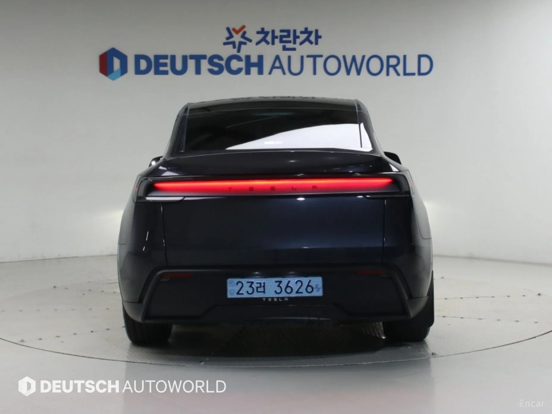 Tesla Model Y превью 4