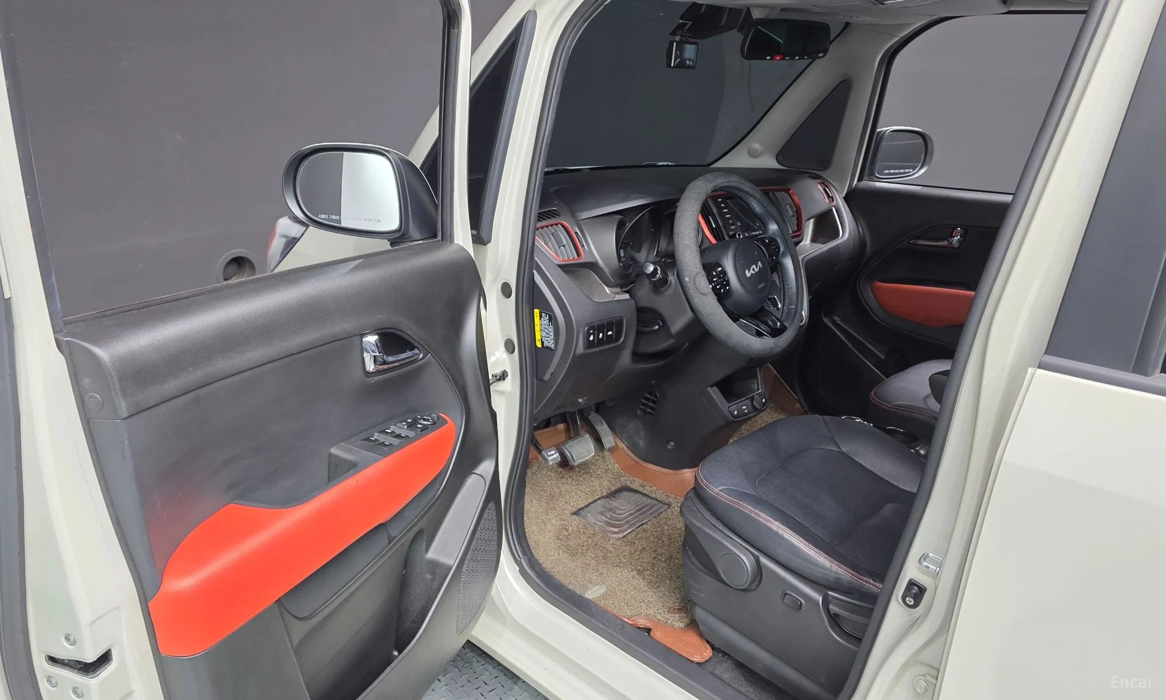 Kia Ray превью 10