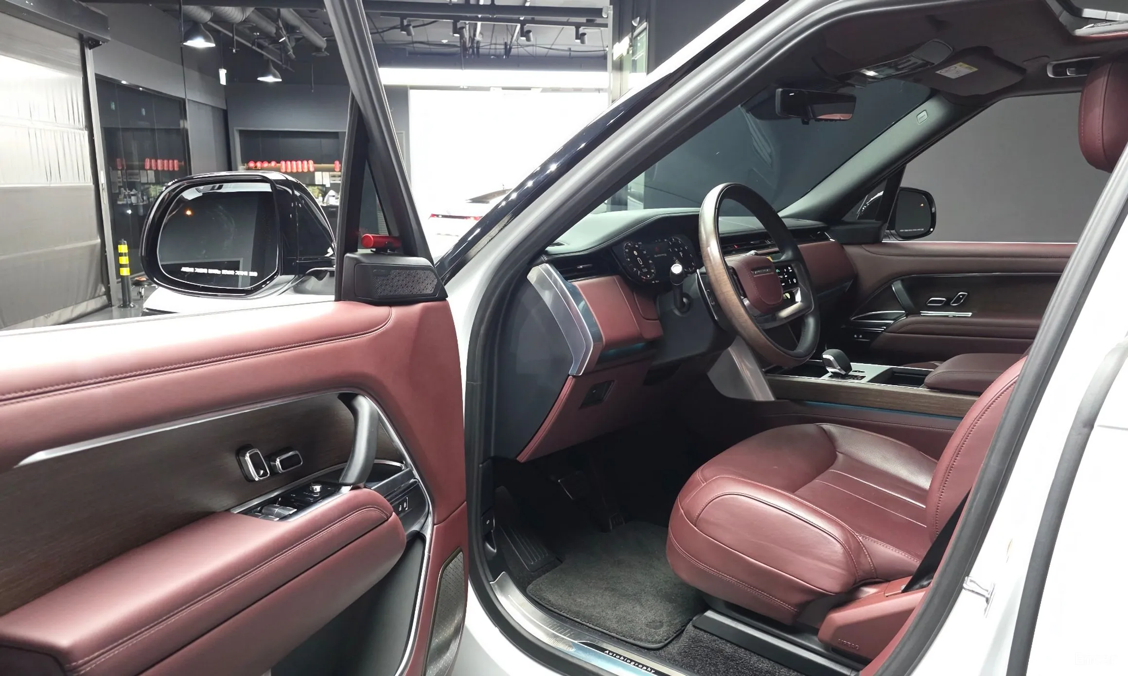 Land Rover Range Rover 5th Generation превью 10