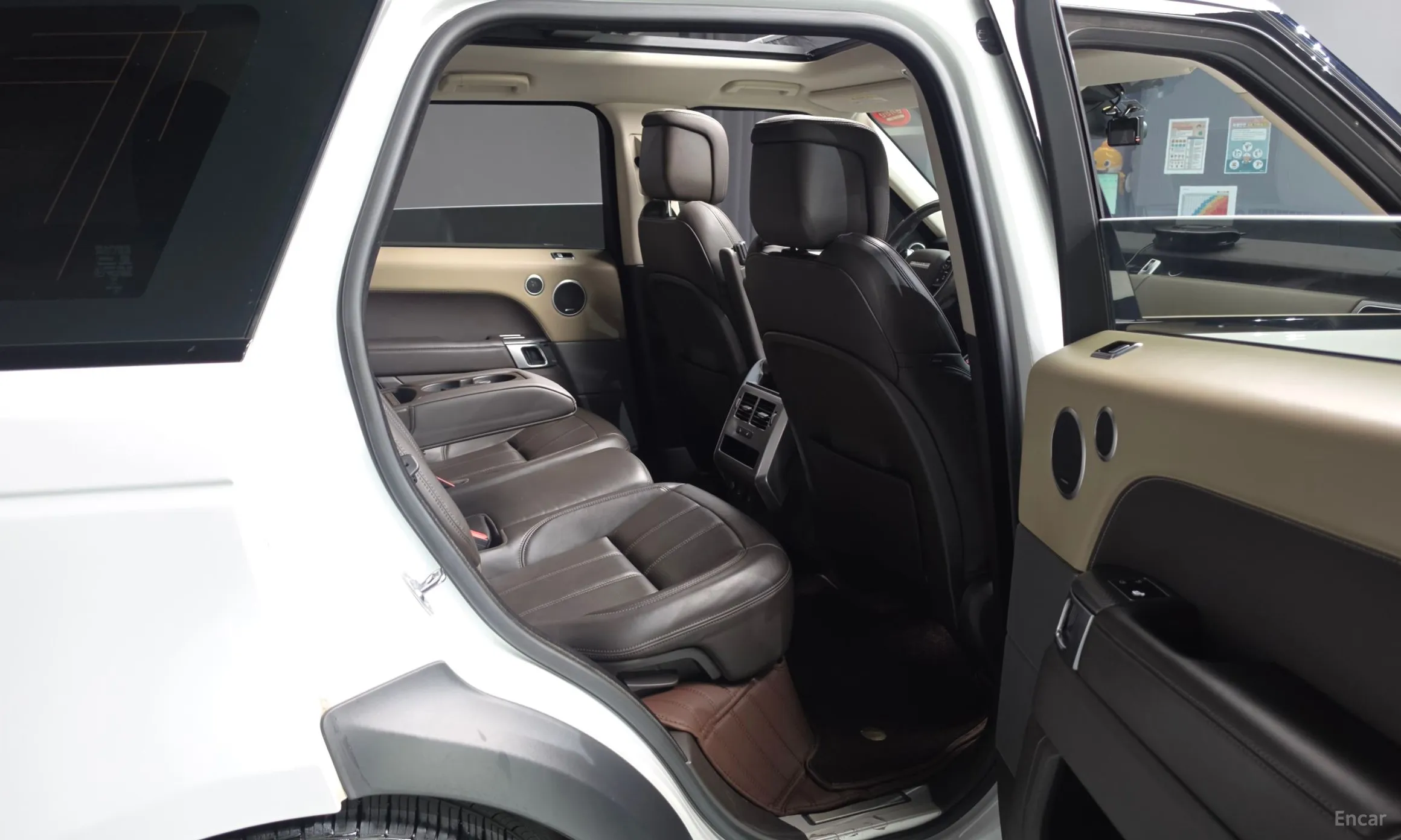 Land Rover Range Rover Sport 2nd Generation превью 11