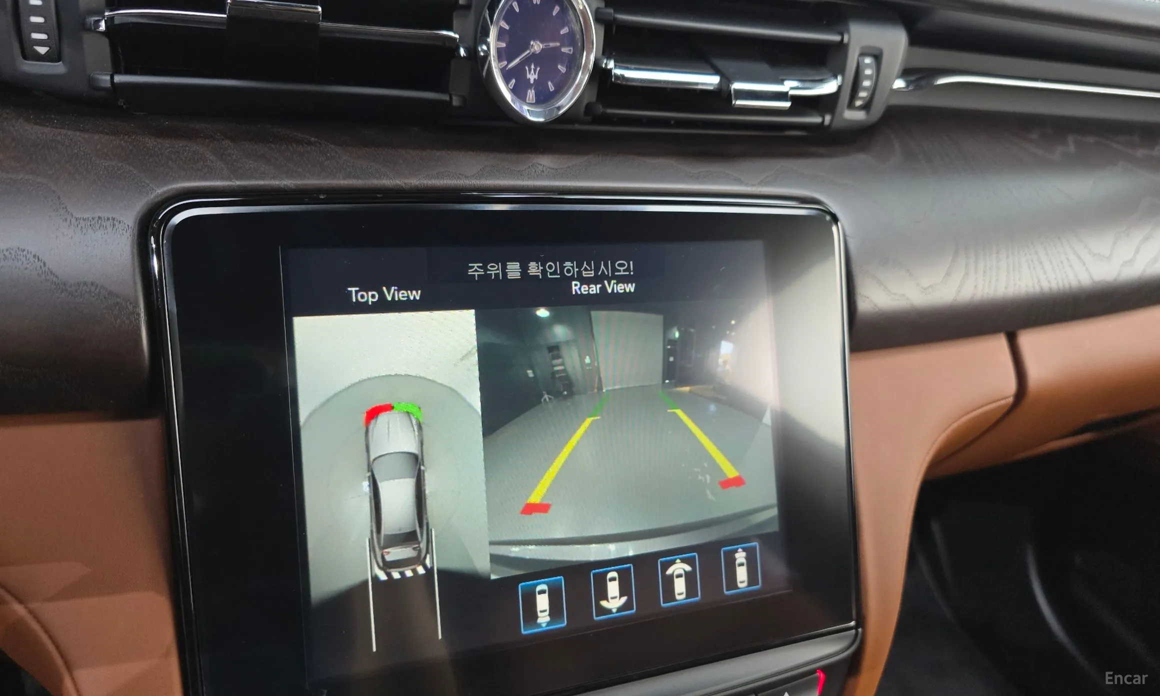 Maserati Quattroporte превью 14