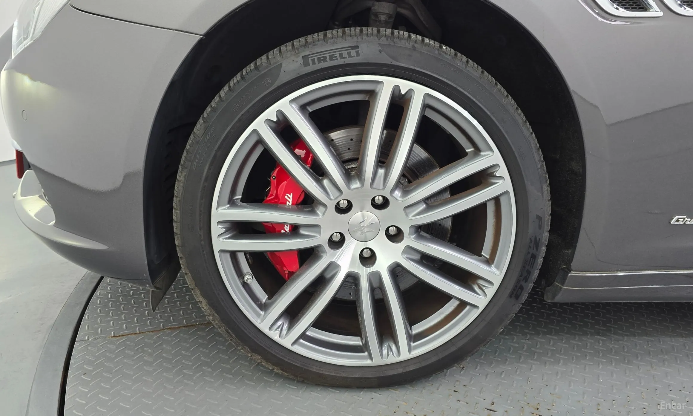 Maserati Quattroporte превью 5