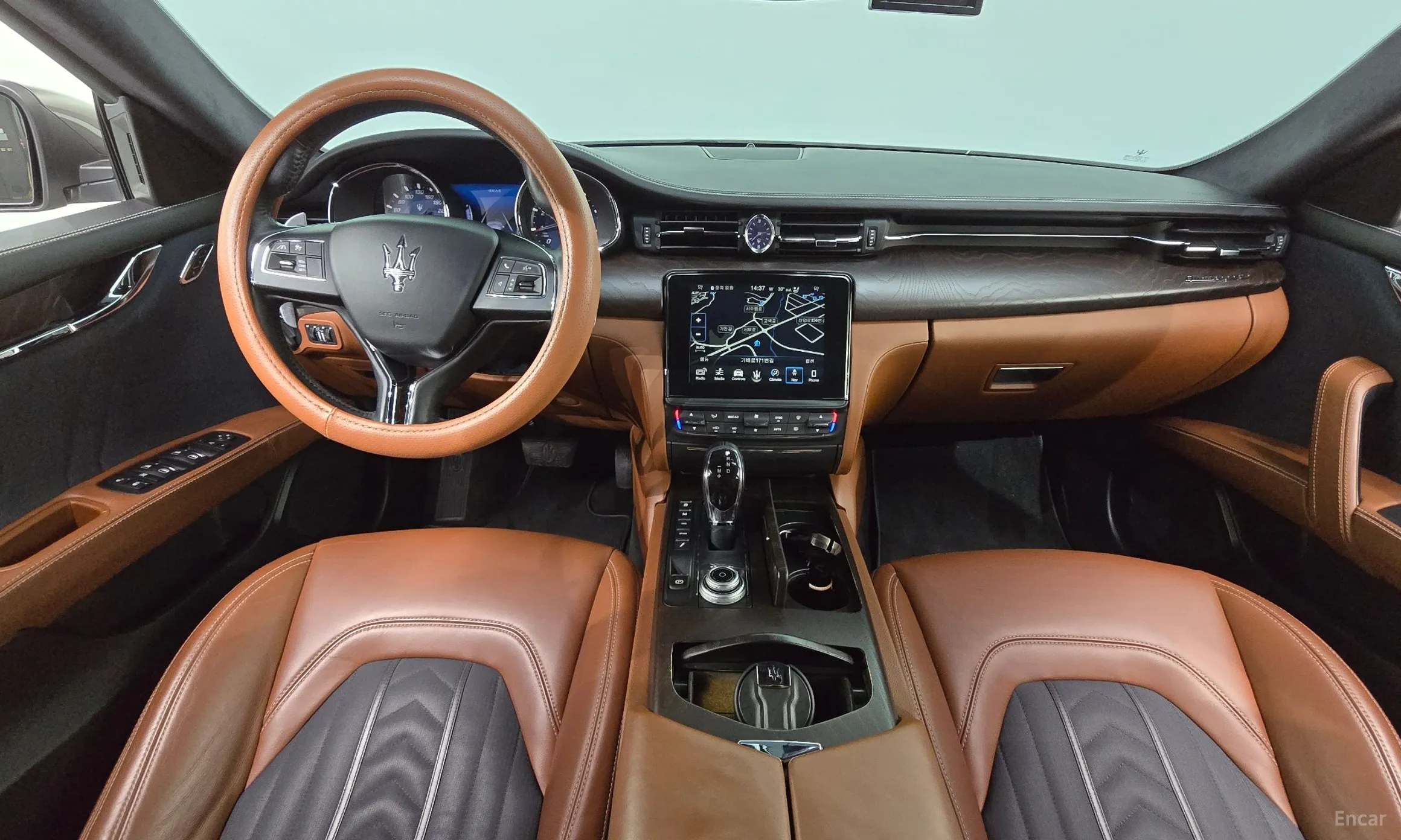 Maserati Quattroporte превью 7
