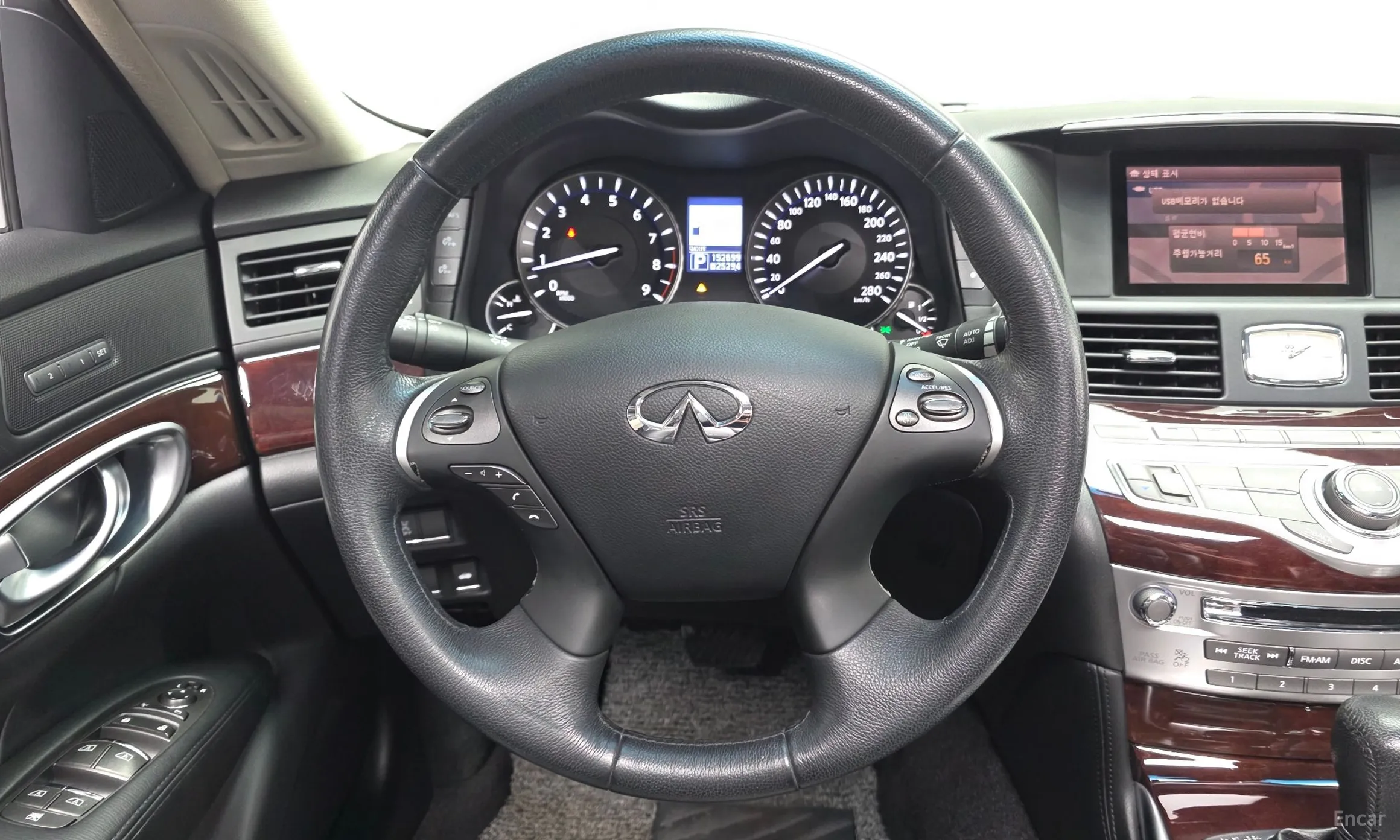 Infiniti M37 превью 13