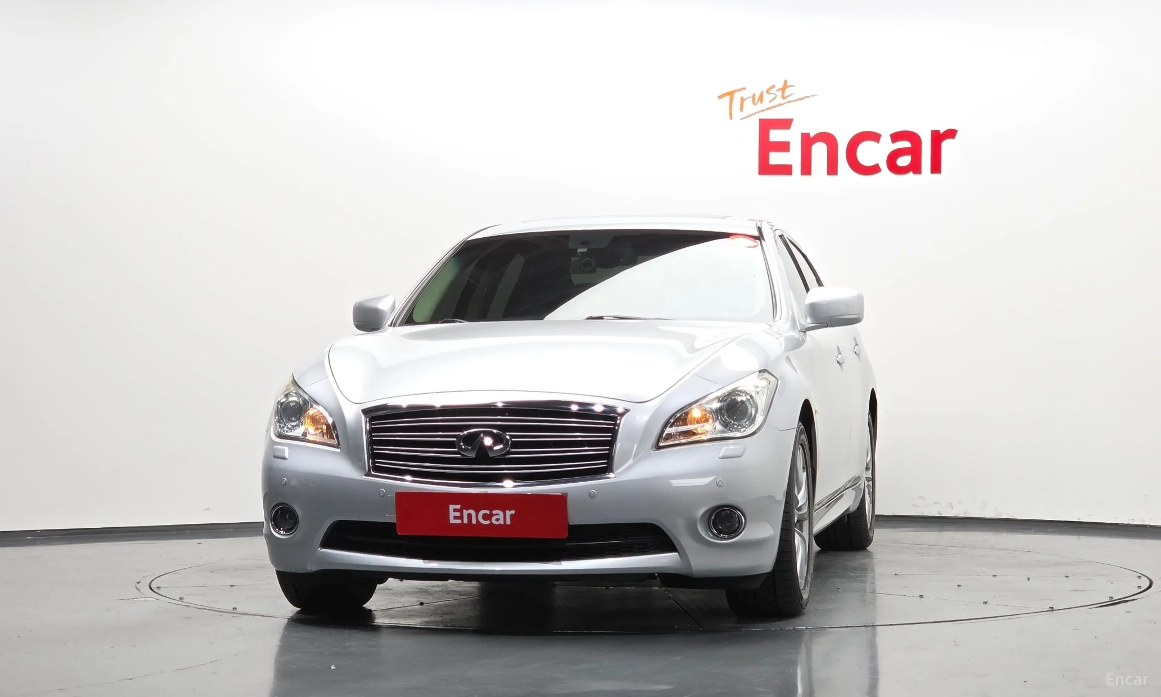 Infiniti M37 превью 3
