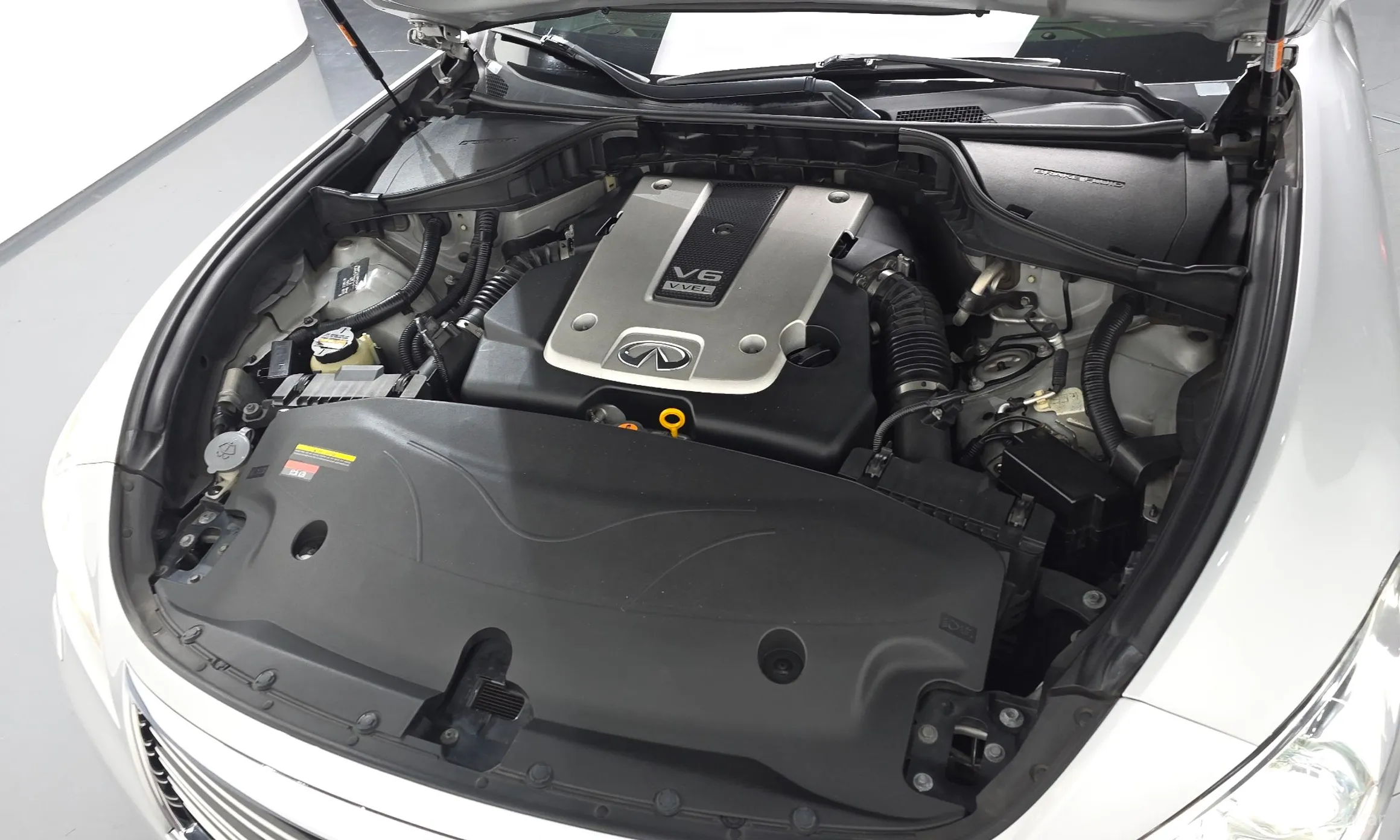 Infiniti M37 превью 6