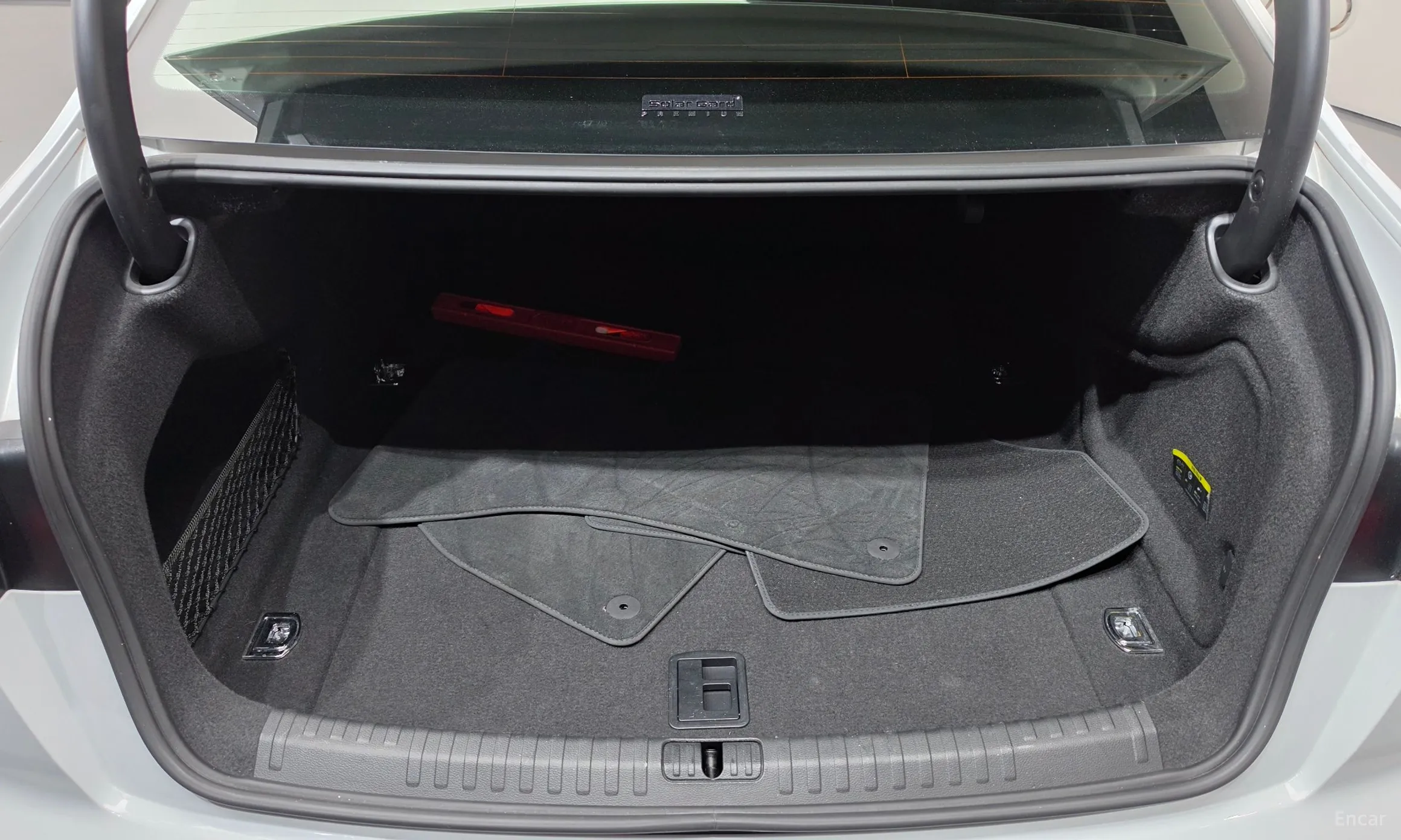 Audi A6 (C8) превью 16