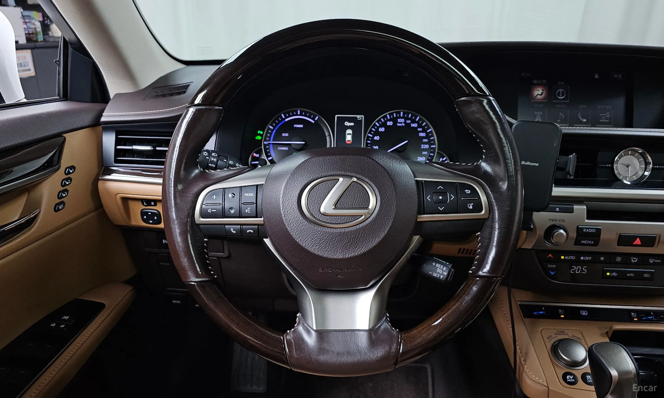 Lexus New ES300h превью 13