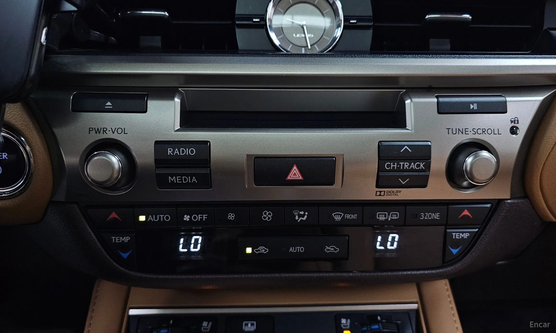 Lexus New ES300h превью 17