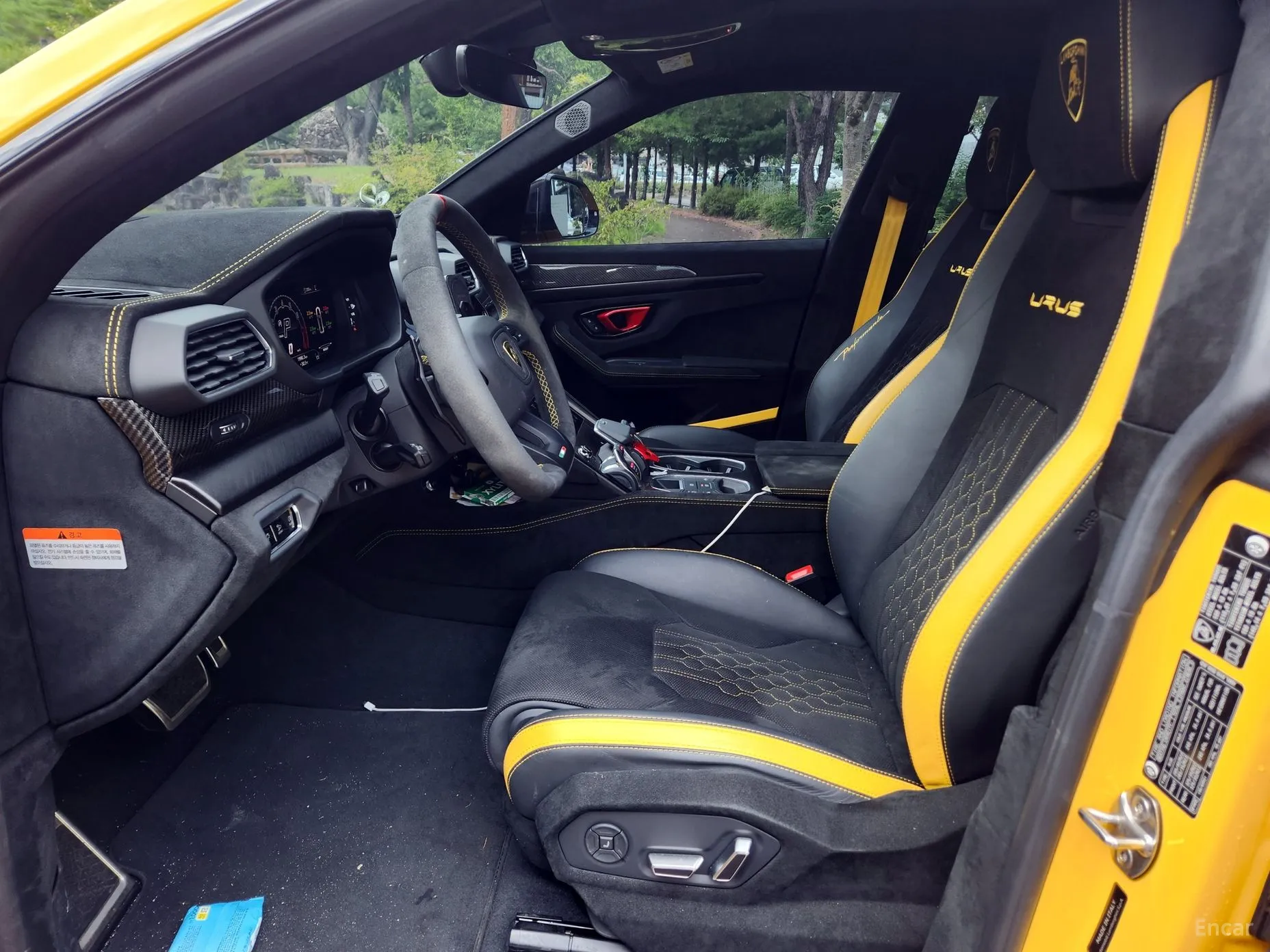 Lamborghini Urus превью 14