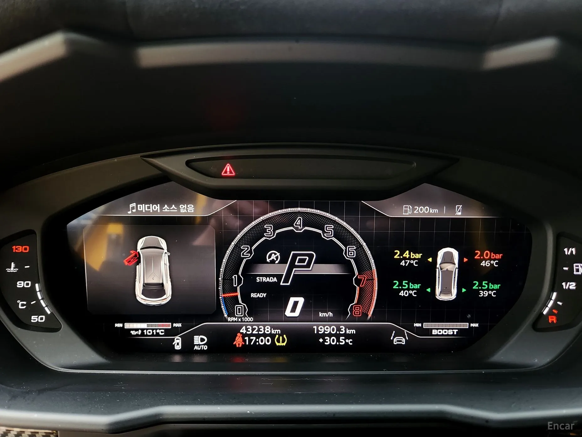 Lamborghini Urus превью 8