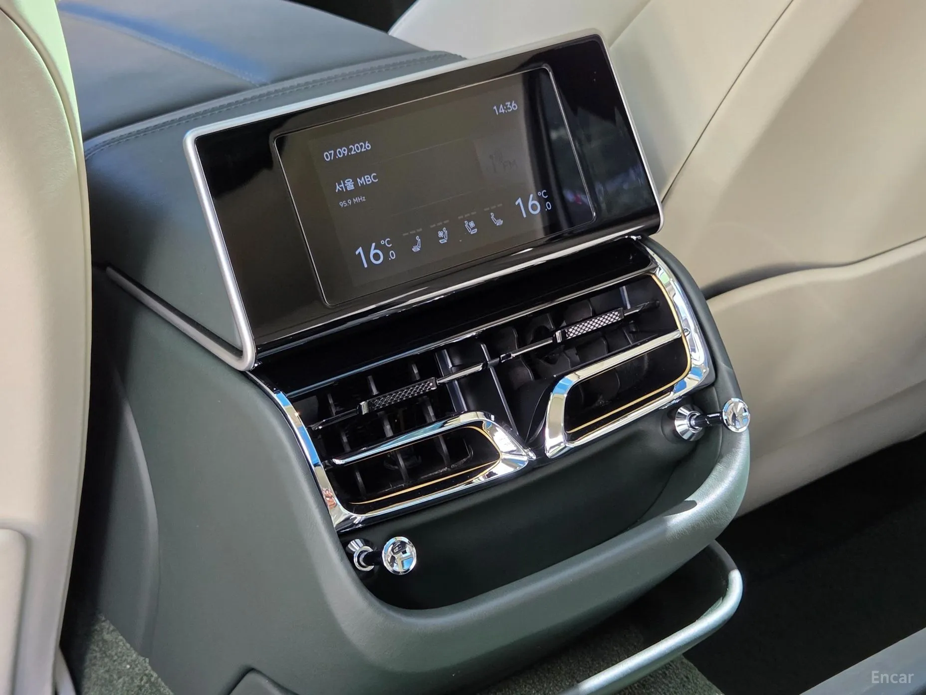 Bentley Flying Spur 3rd Generation превью 20