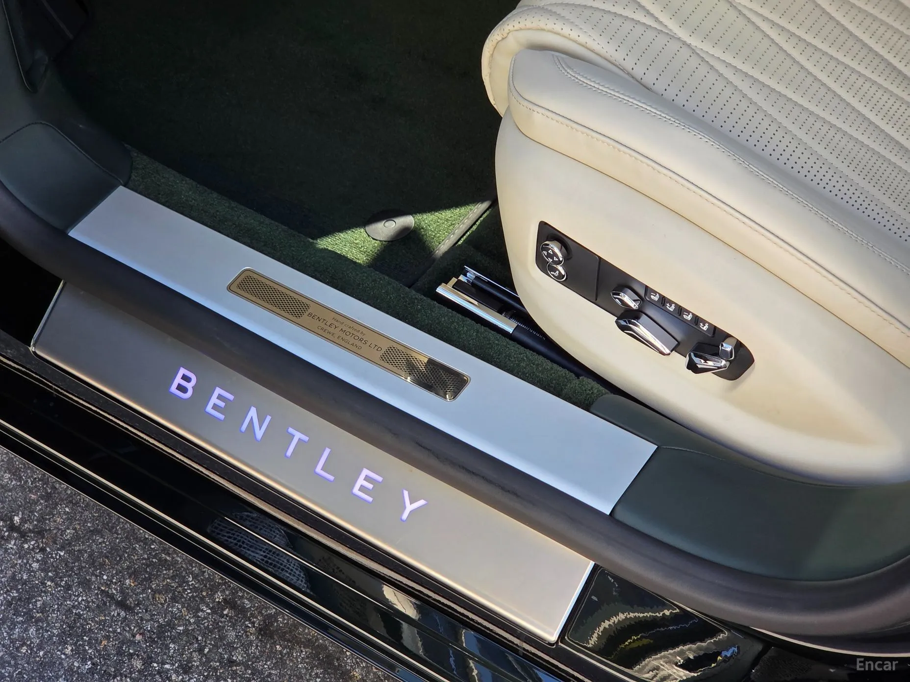 Bentley Flying Spur 3rd Generation превью 6