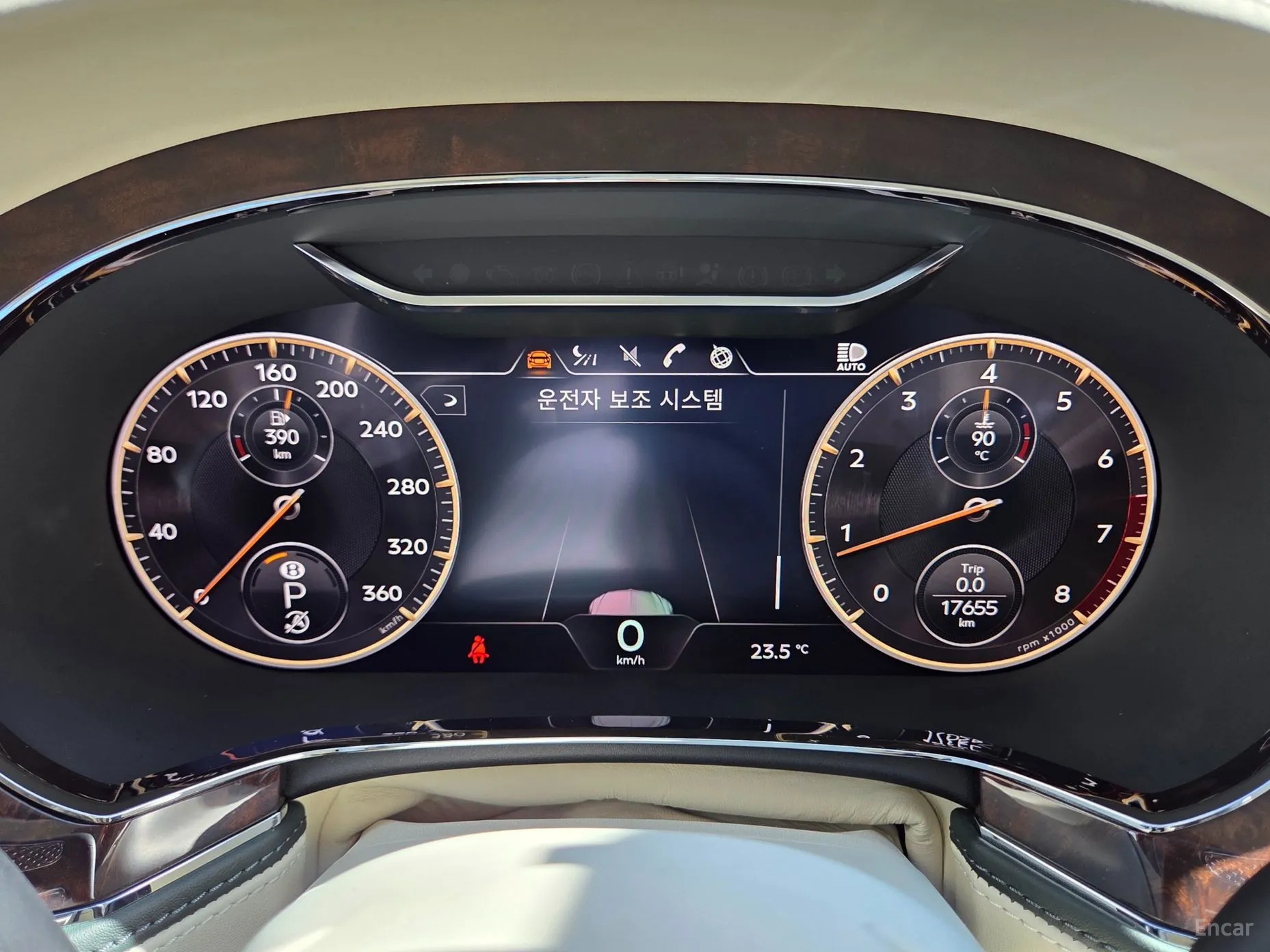 Bentley Flying Spur 3rd Generation превью 8