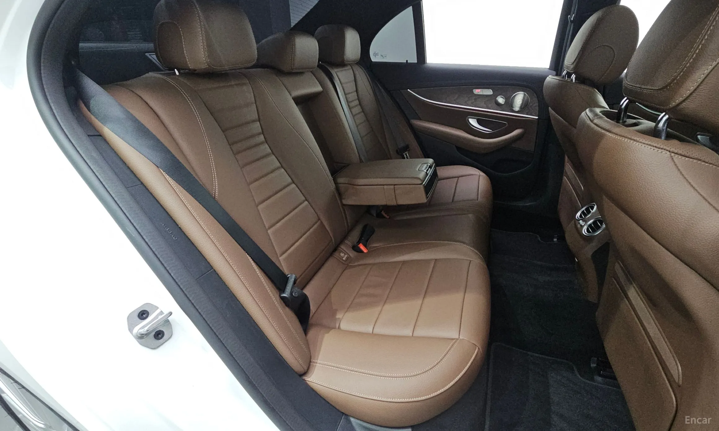 Mercedes Benz E-Class W213 превью 11