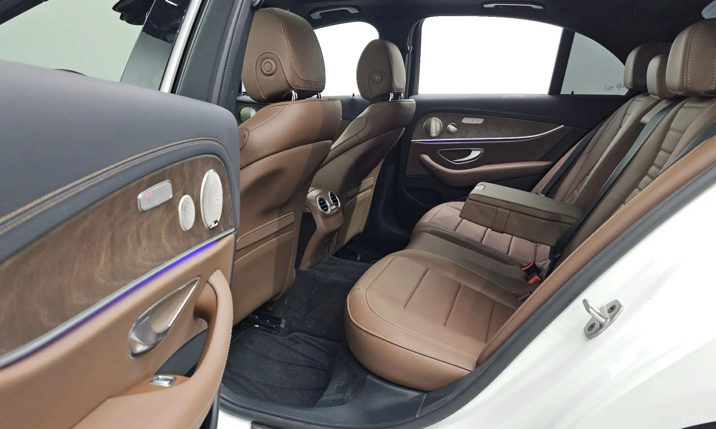 Mercedes Benz E-Class W213 превью 12