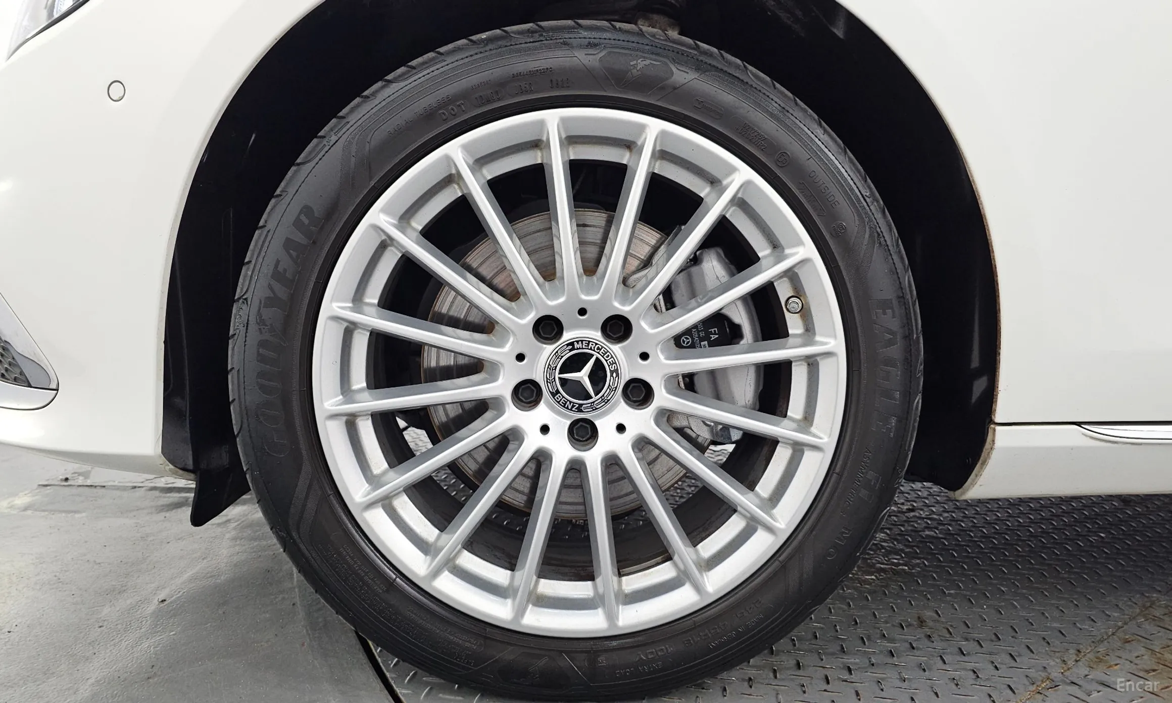 Mercedes Benz E-Class W213 превью 5