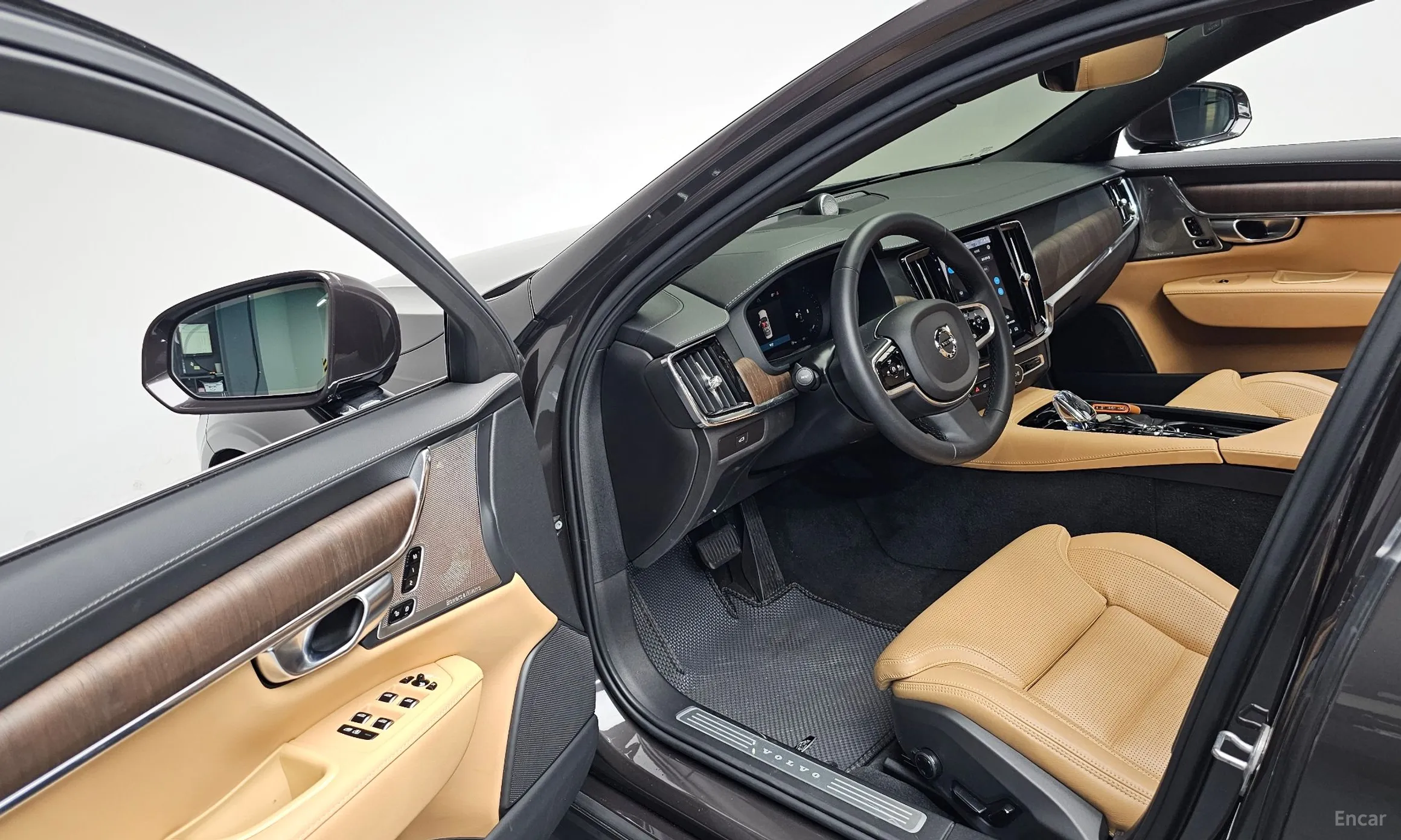 Volvo S90 превью 10