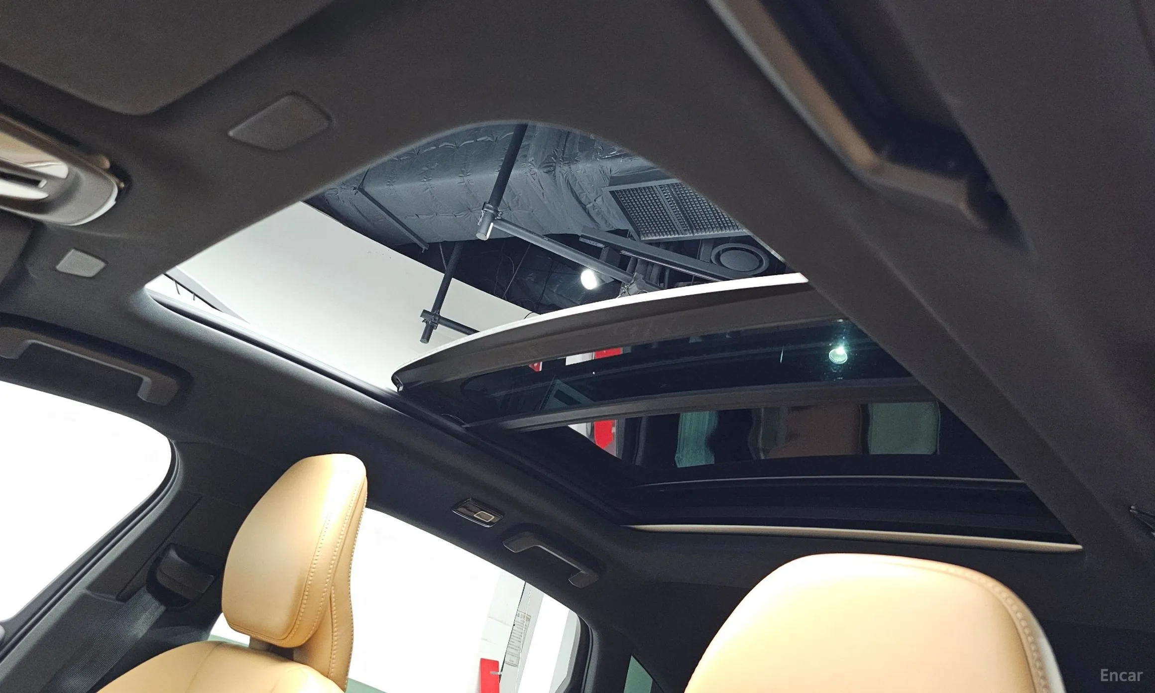 Volvo S90 превью 17