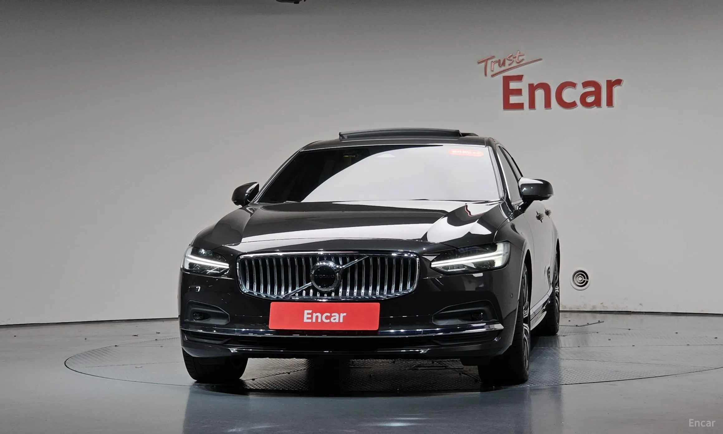 Volvo S90 превью 3