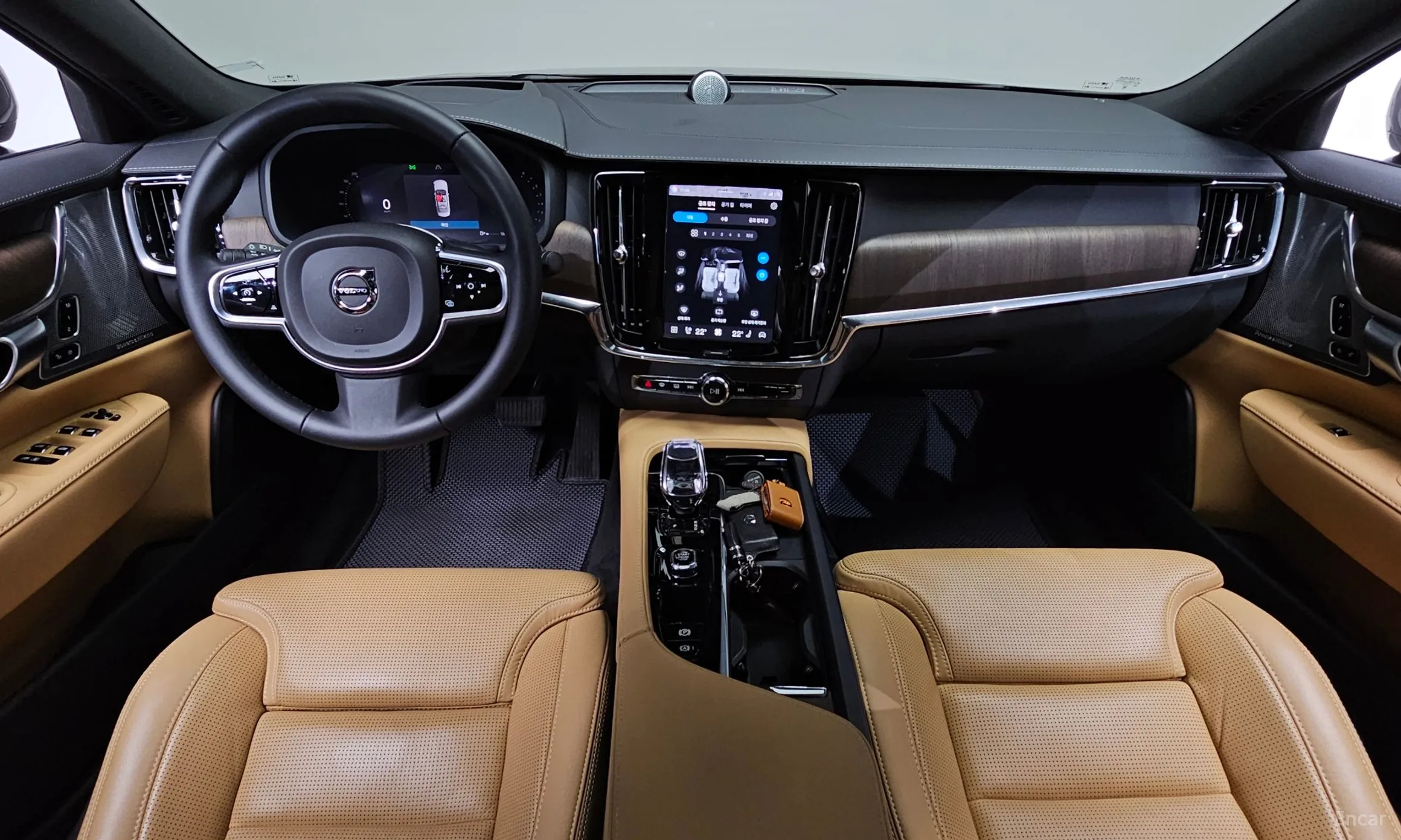 Volvo S90 превью 7