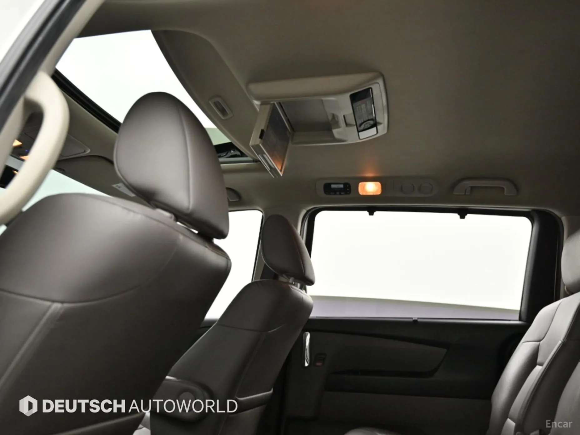 Honda Odyssey превью 18