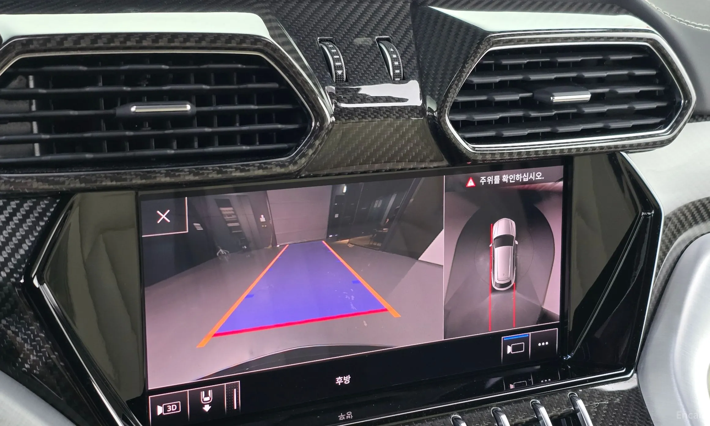 Lamborghini Urus превью 14