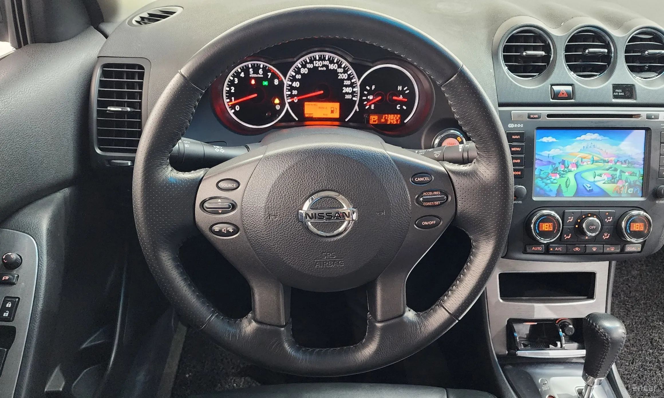 Nissan Altima превью 14