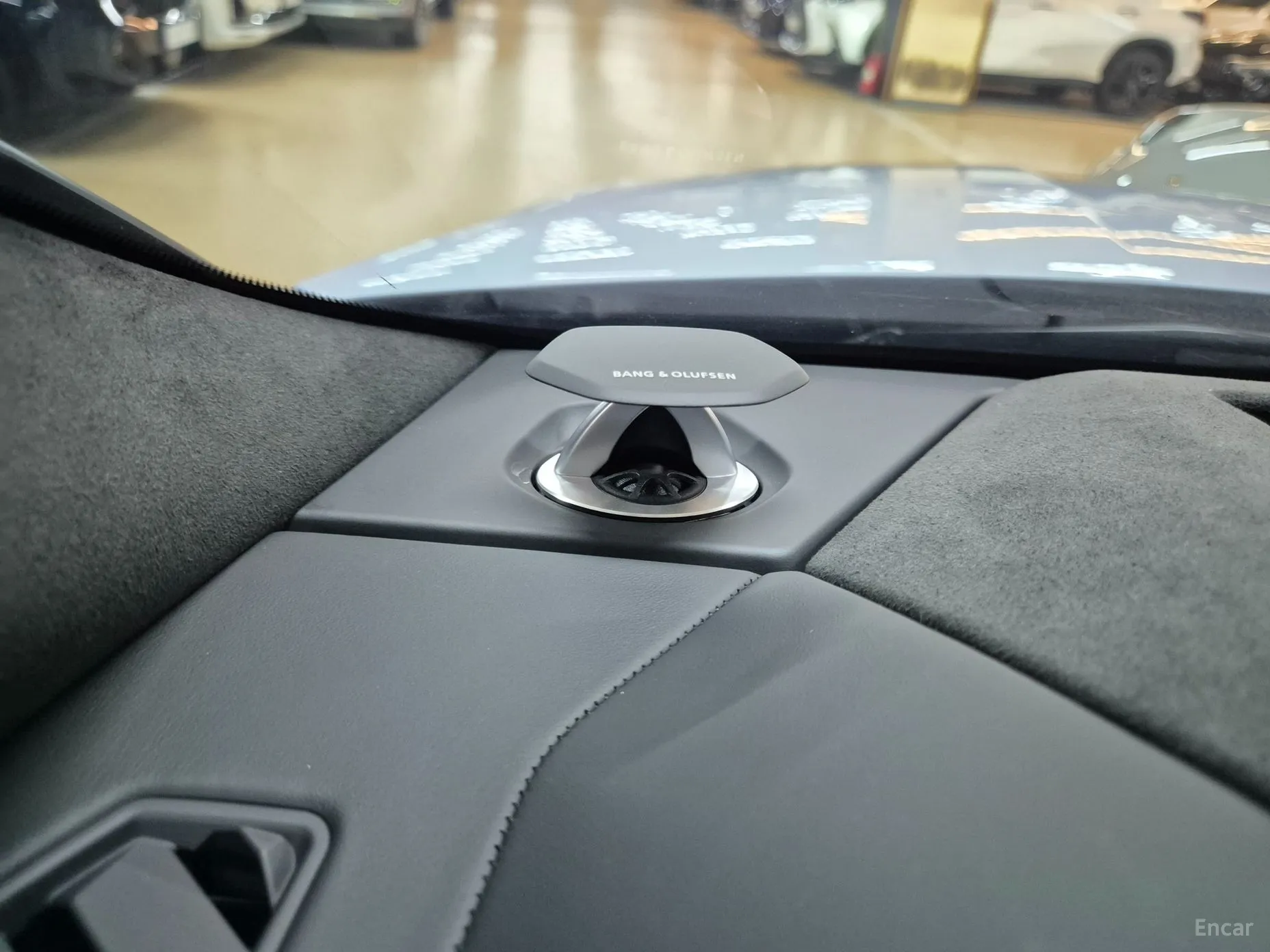 Lamborghini Urus превью 14