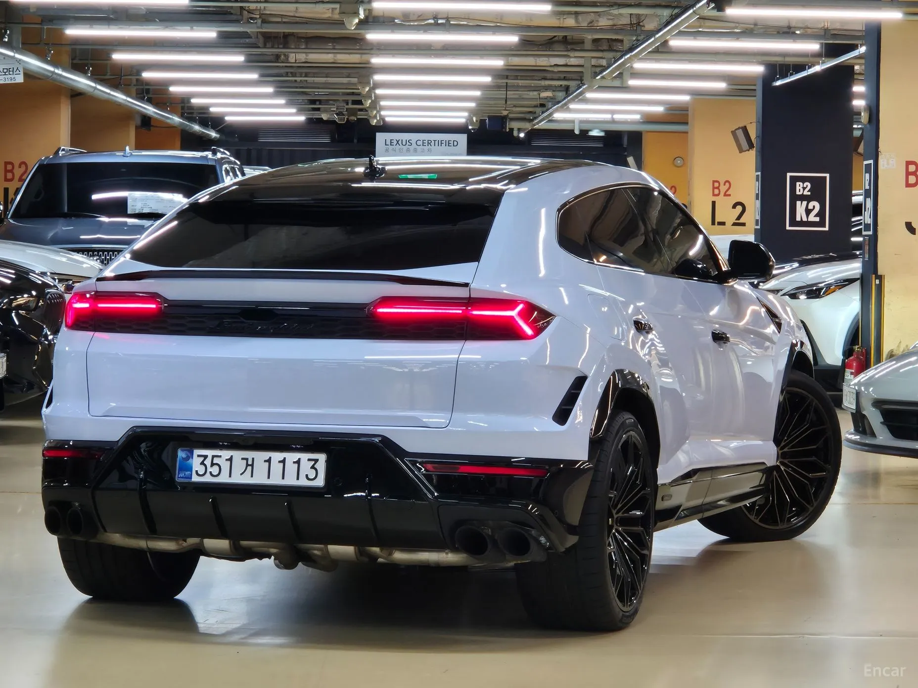 Lamborghini Urus превью 3