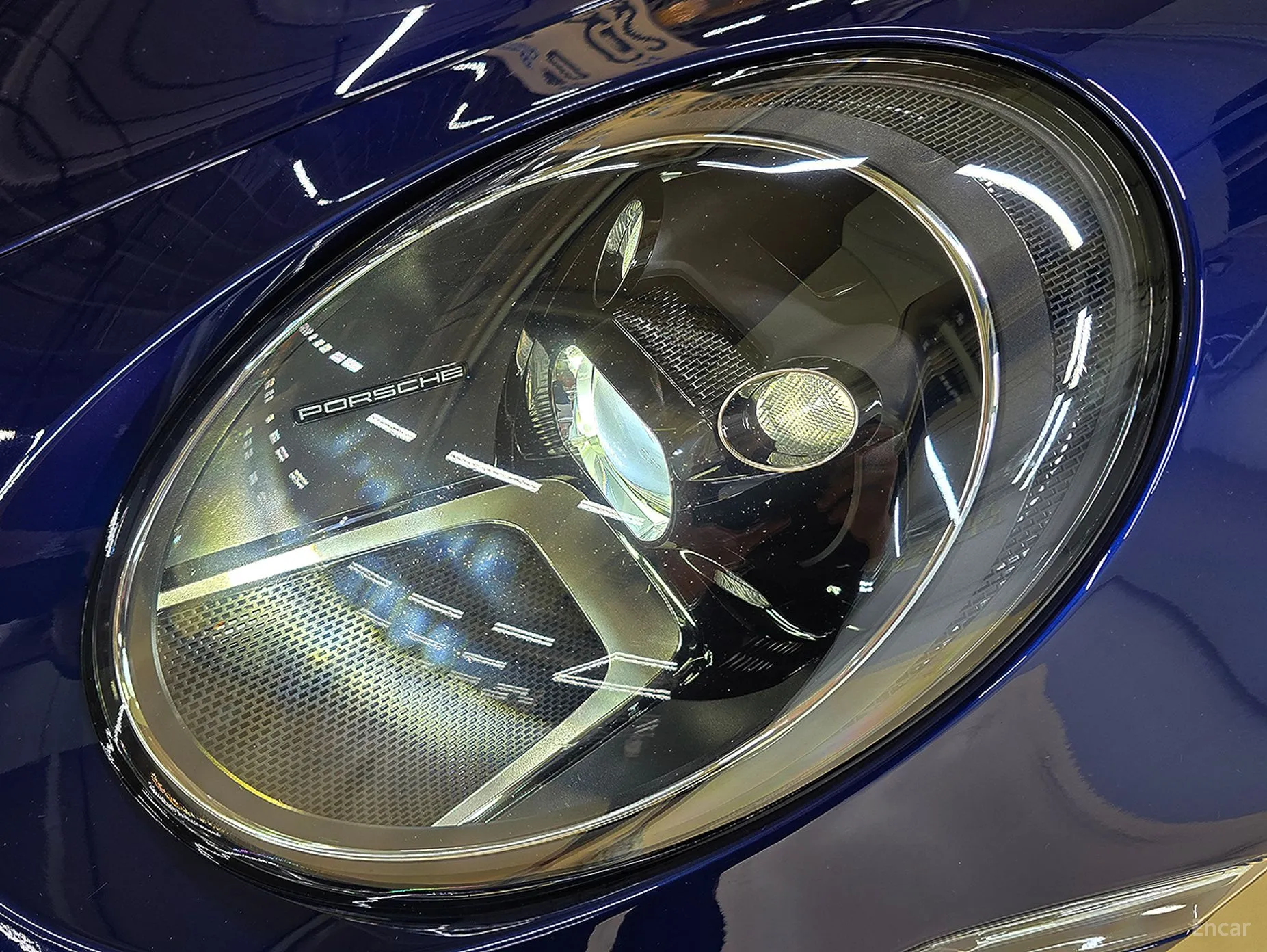 Porsche 911 (992)
