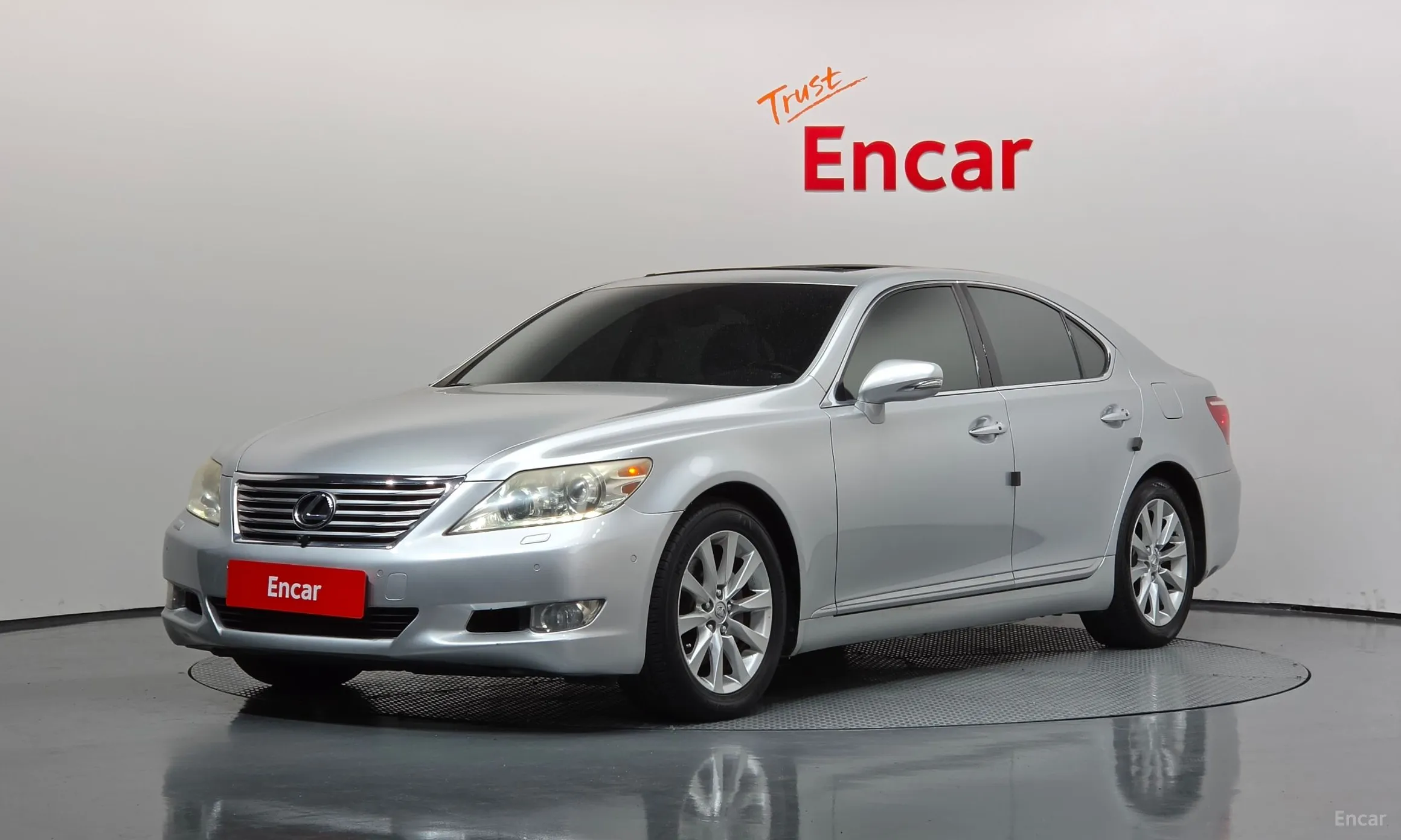 Lexus LS460