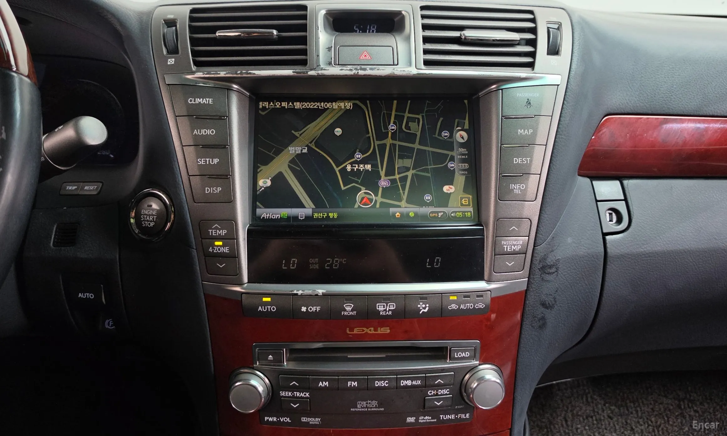 Lexus LS460 превью 14