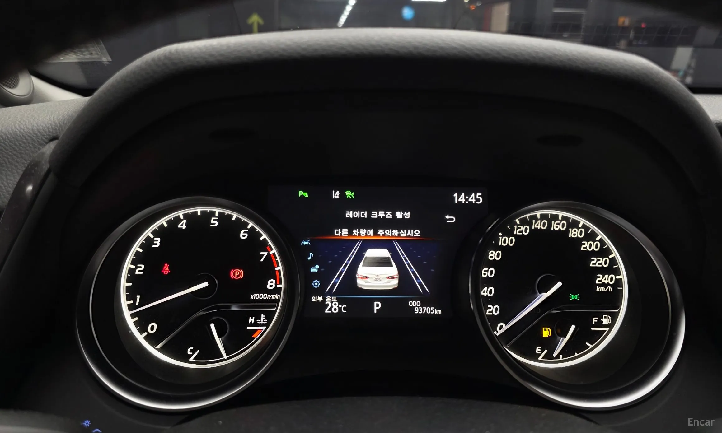 Toyota Camry (XV70) превью 8